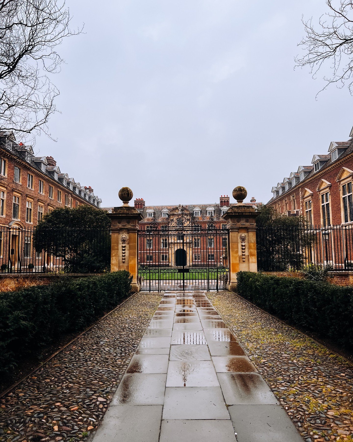 Trekked down to Cambridge last weekend to attend a conference - Fairy-tale Trouble and the Art of Fluidity: Gender, Genre, and Media. 2 days of fascinating, interdisciplinary presentations and so many wonderful conversations. Left me with a lot to th