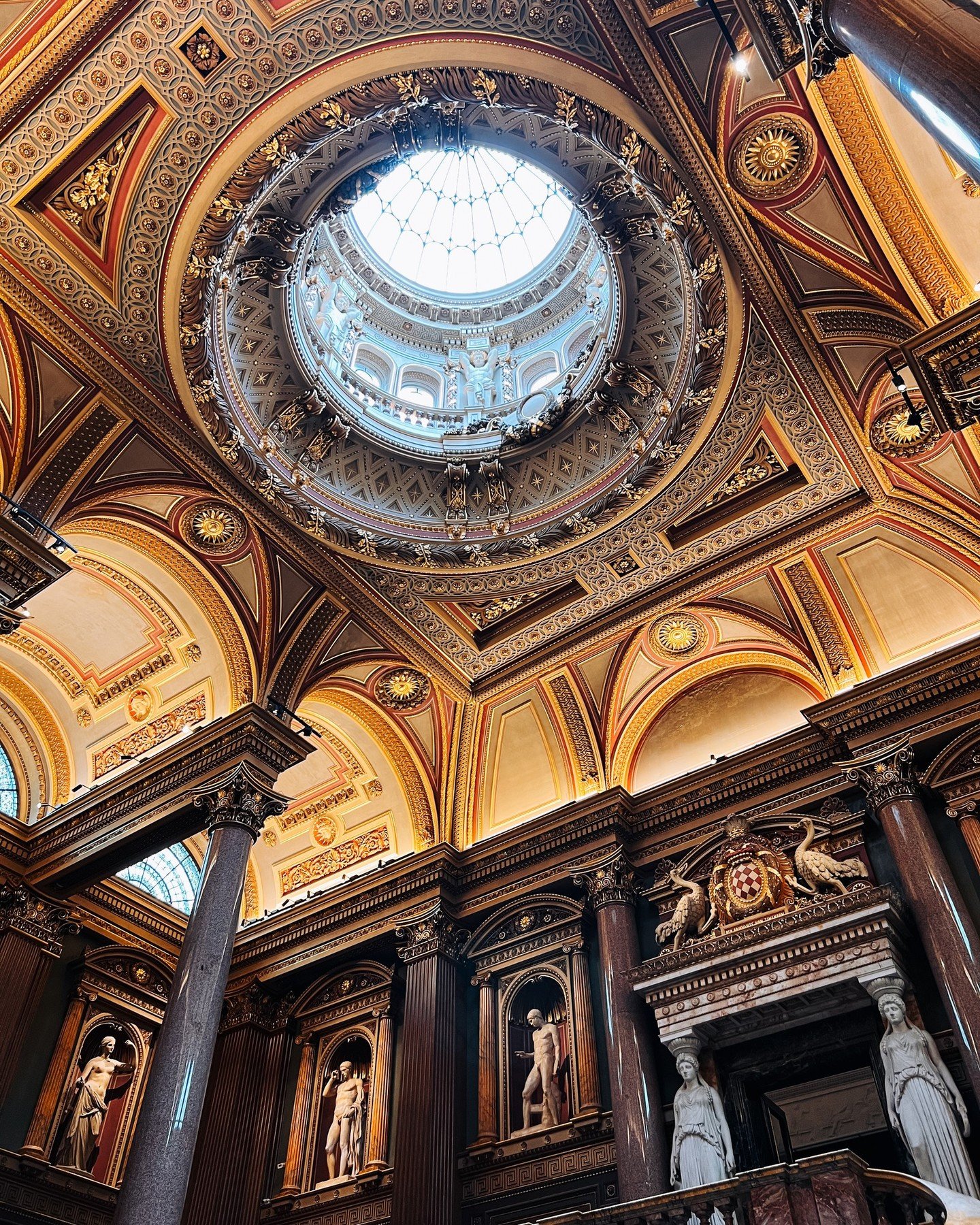 Some favorite shots from The Fitzwilliam Museum in Cambridge. The collections were expansive and fascinating, but I just could not get over the architecture or this de Heem painting. It was so unbelievably vibrant and detailed, I kept returning to it
