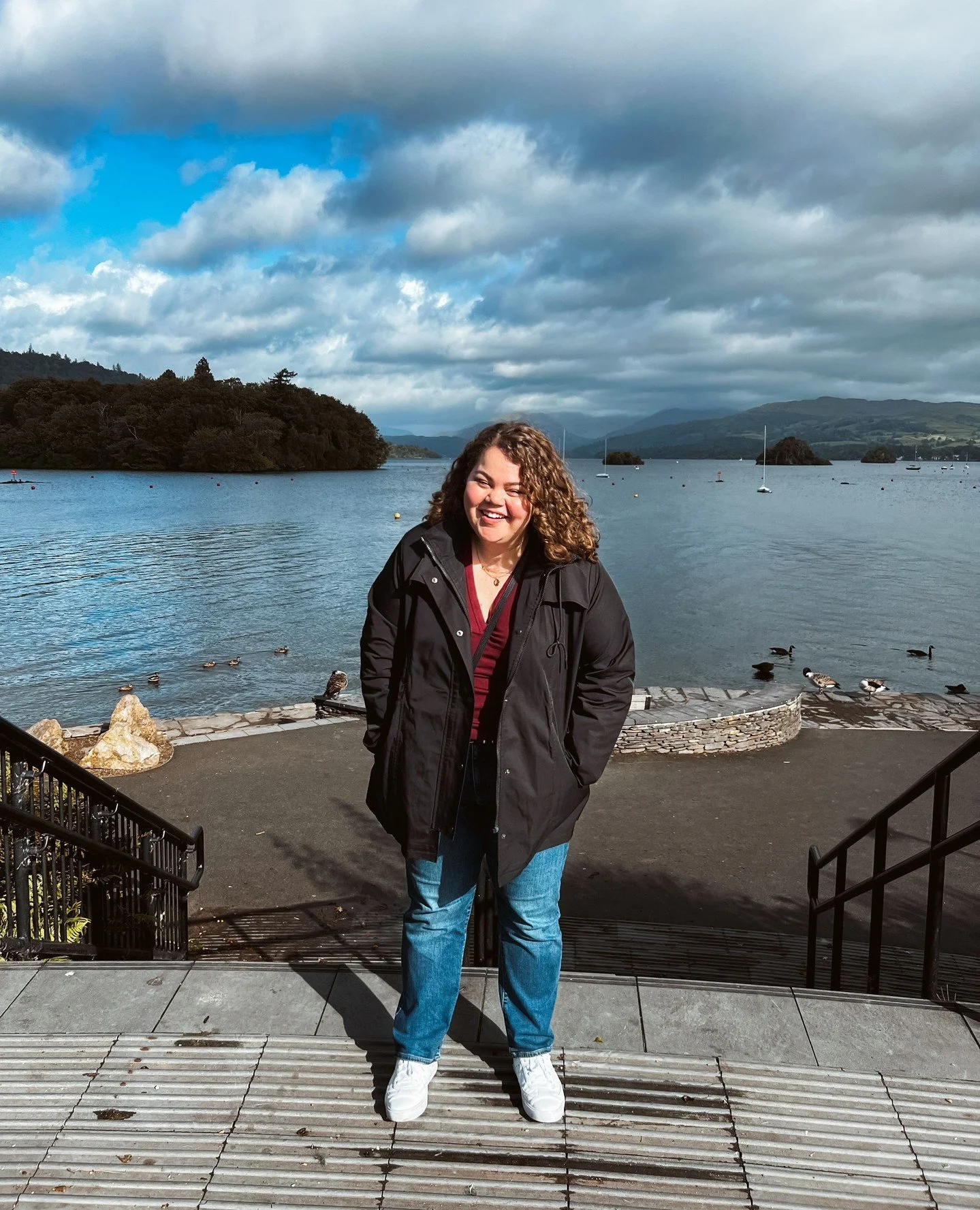 Lake District 🌦️⁠
⁠
Even through the rain, the Lake District was spectacular 🩵 Just driving through and making a few stops, the views were breathtaking. I can only imagine how gorgeous a sunny hike would be! Already dreaming of returning someday&he
