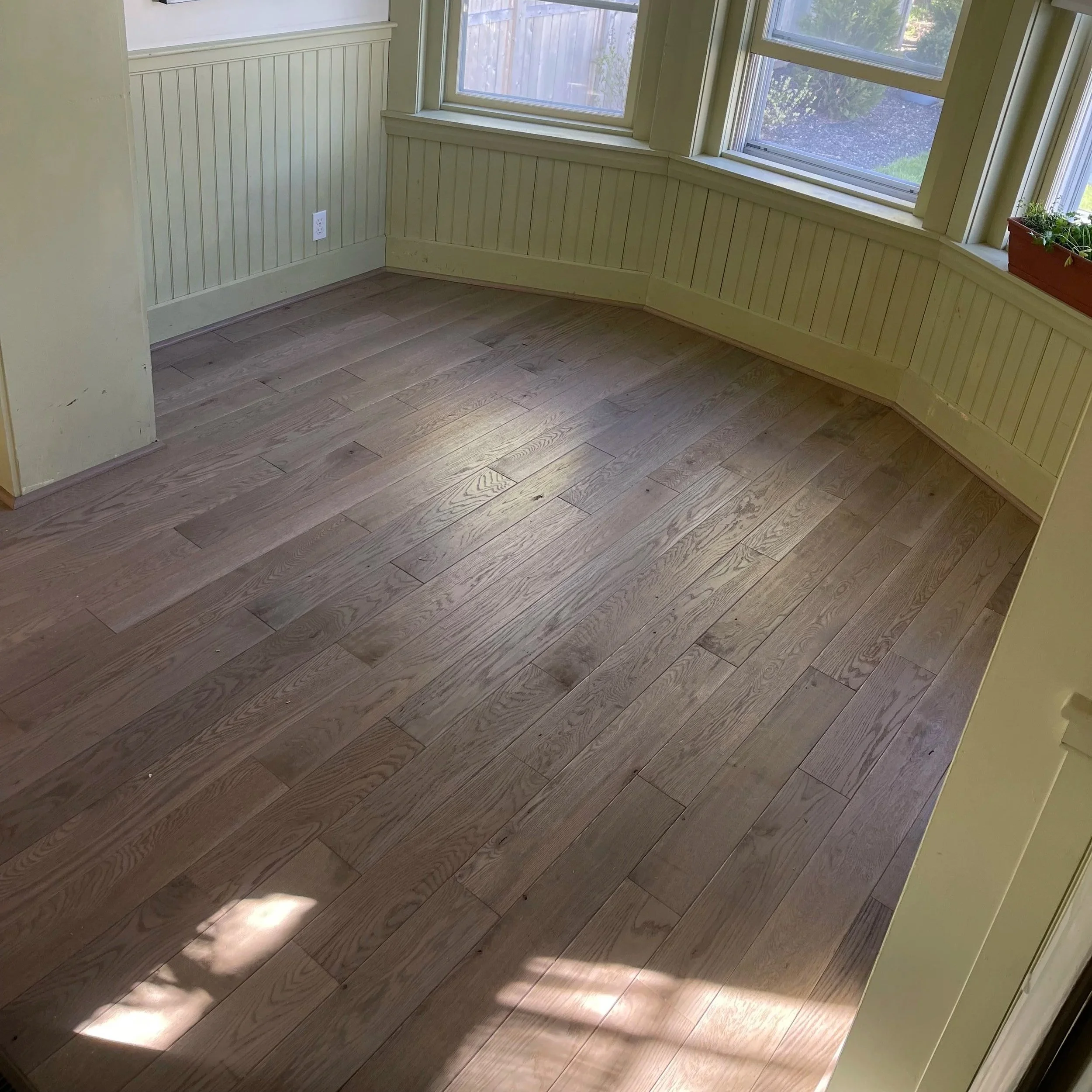FLOORING