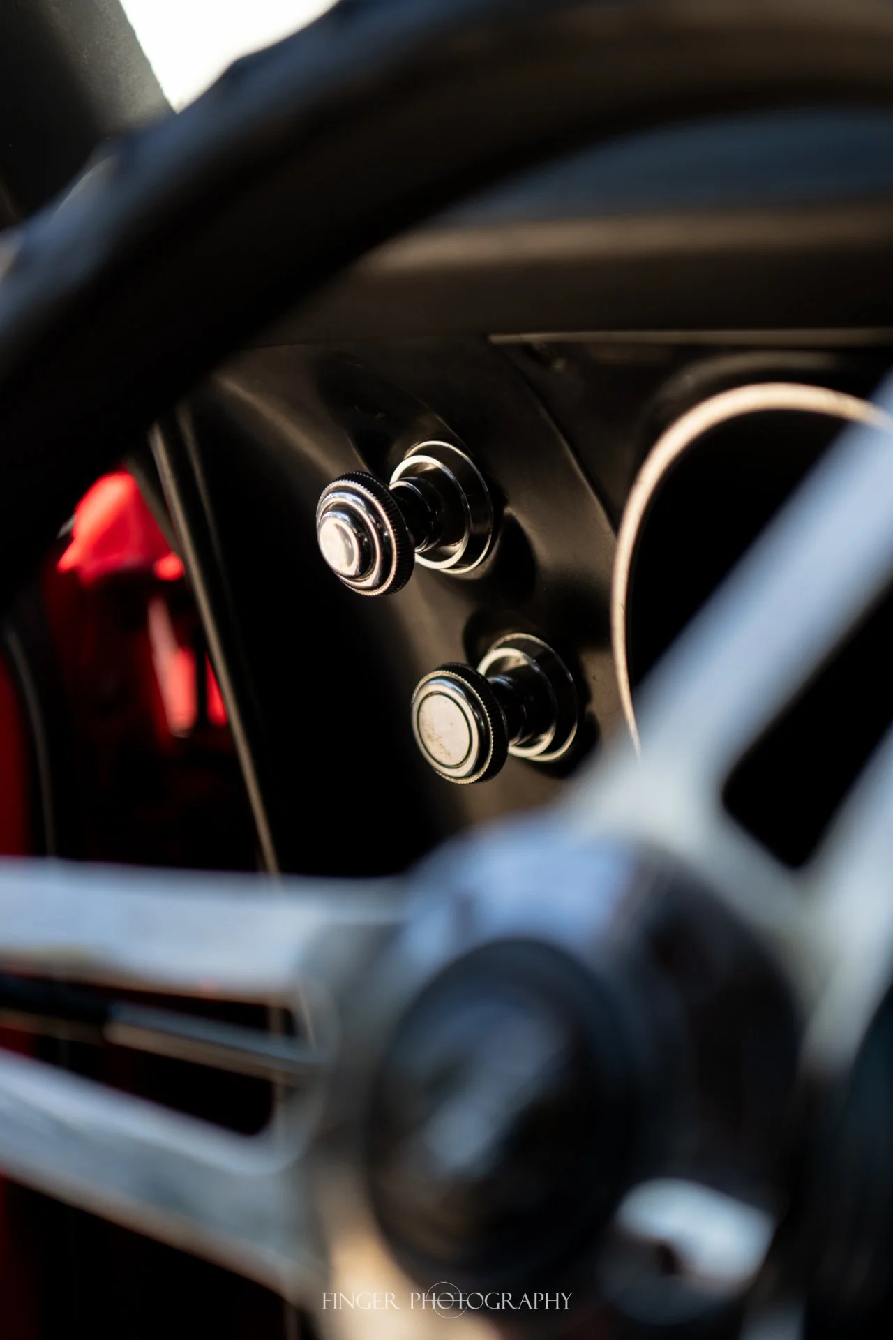 FingerPhoto-2025-1967Camaro-4126.jpg