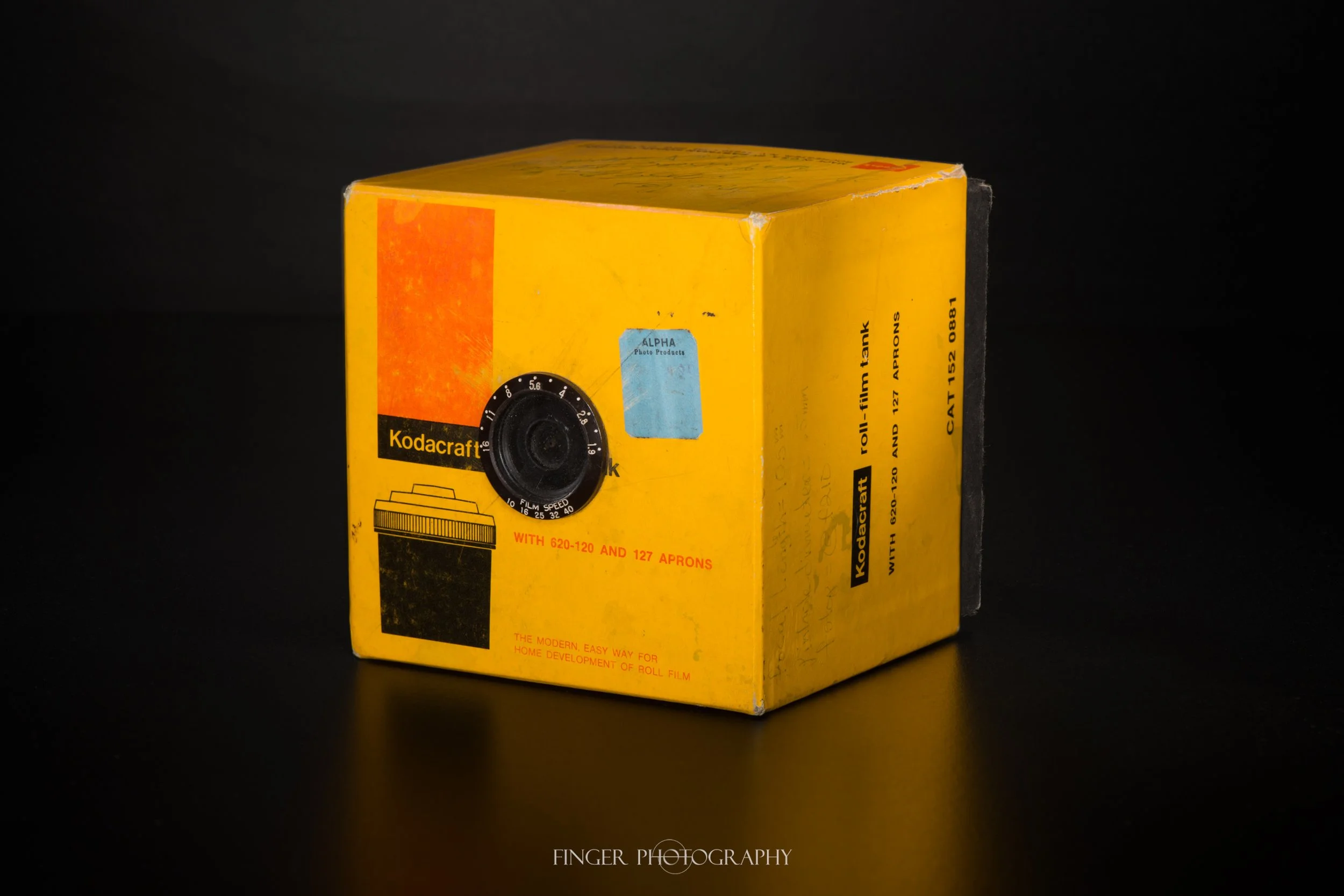 FingerPhotography-PinholeCamera.jpg