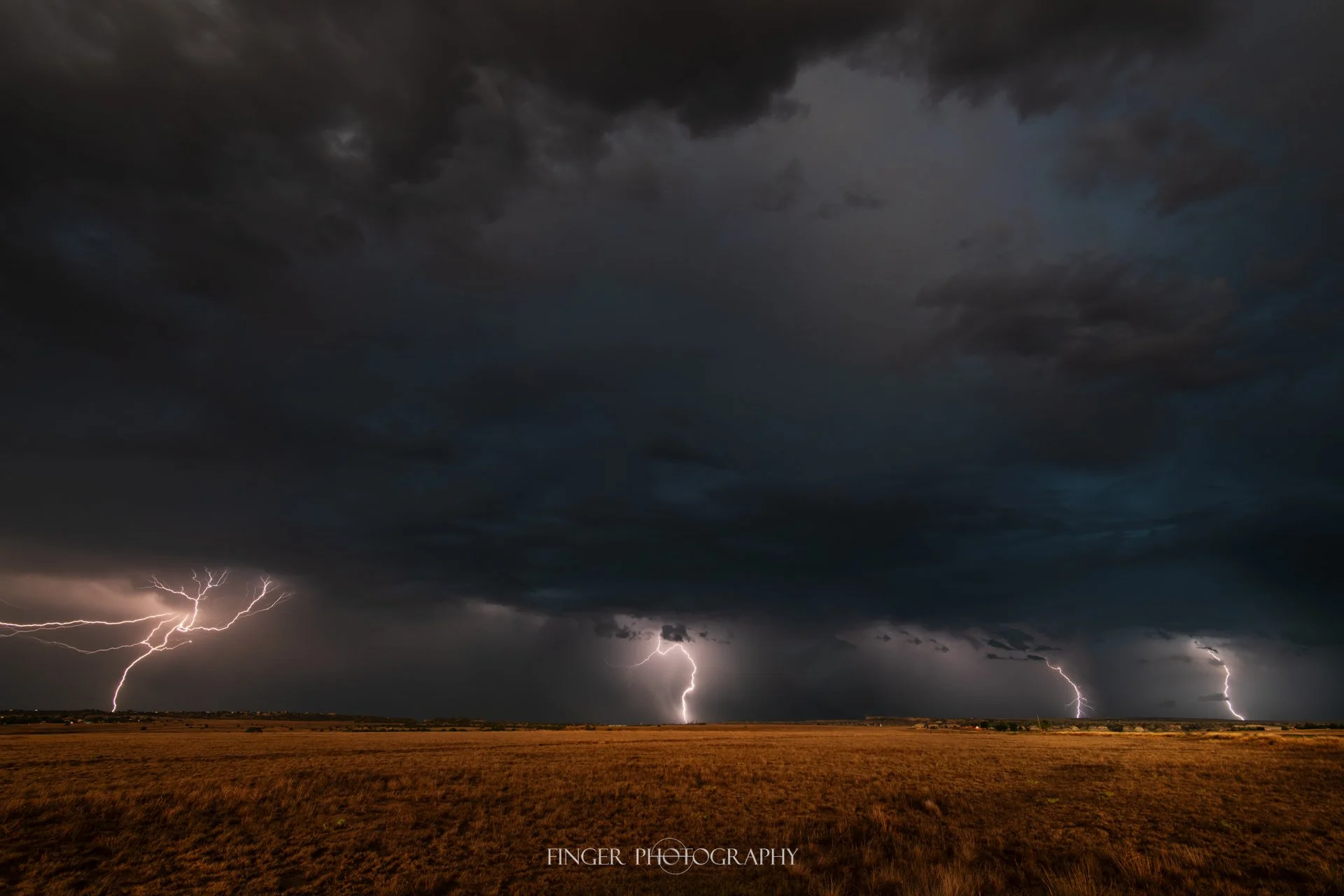 FingerPhotography-2026-PW-Lightning-0729_5972-edit.jpg