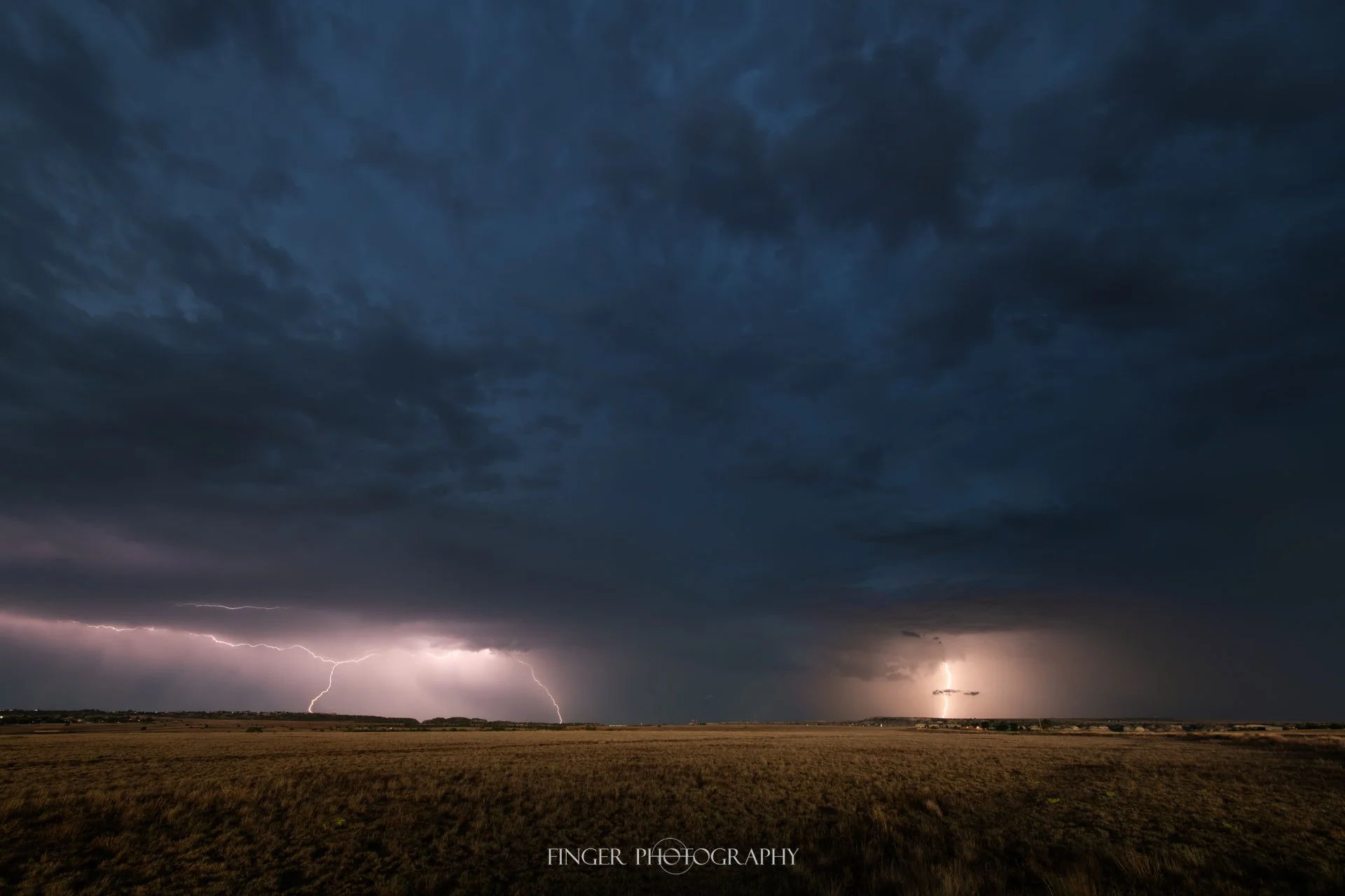 FingerPhotography-2026-PW-Lightning-0729_6225-edit.jpg