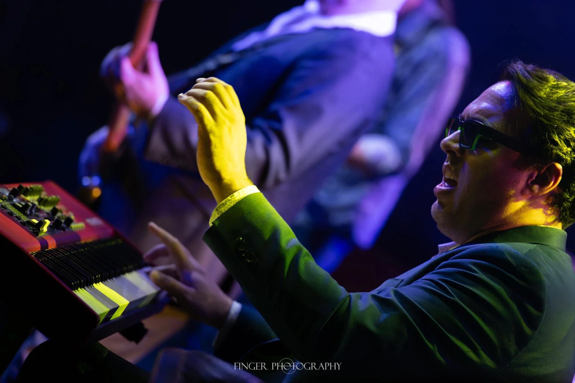 FingerPhoto-2026-CO-TheBluesBeatles_0959.jpg