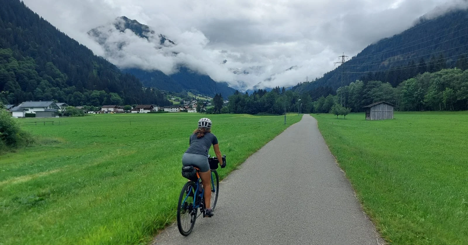 WhatsApp Image 2024-07-01 at 20.44.54 (2).jpeg