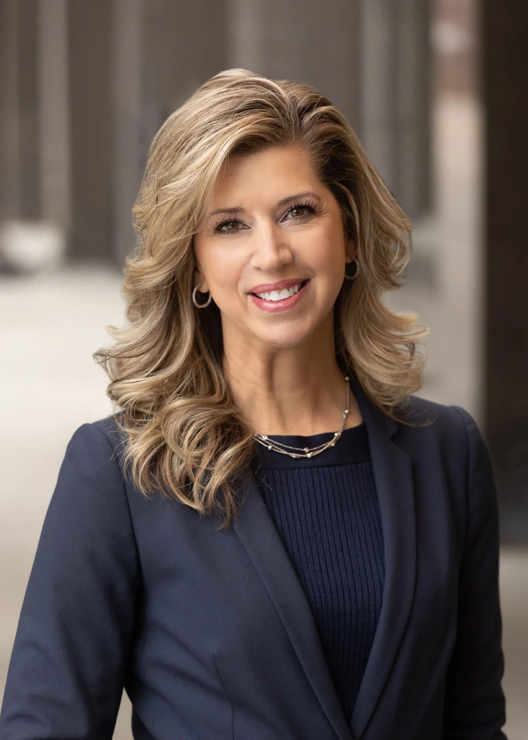 femalebusinessheadshot-17.jpg