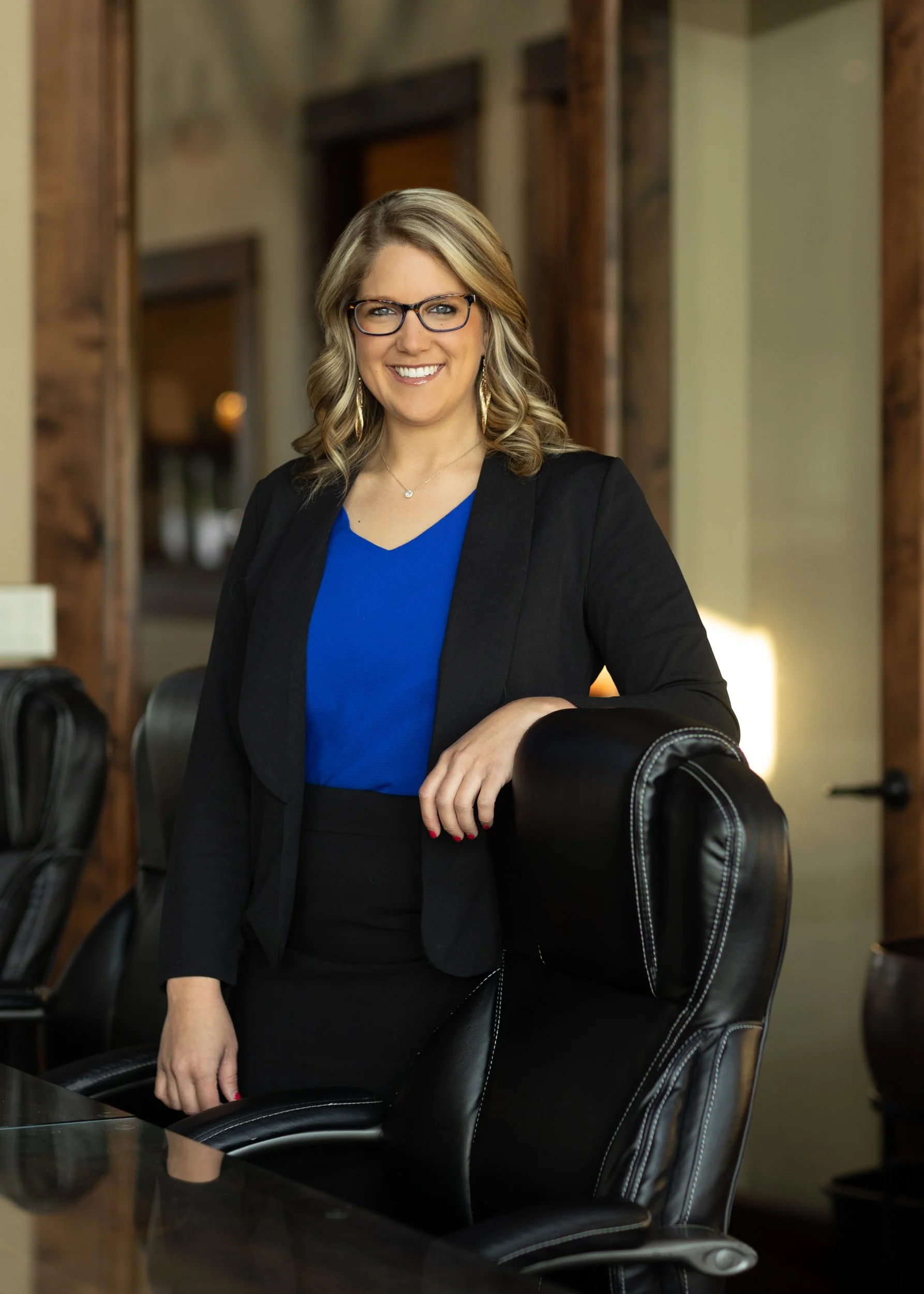 femalebusinessheadshot-21.jpg