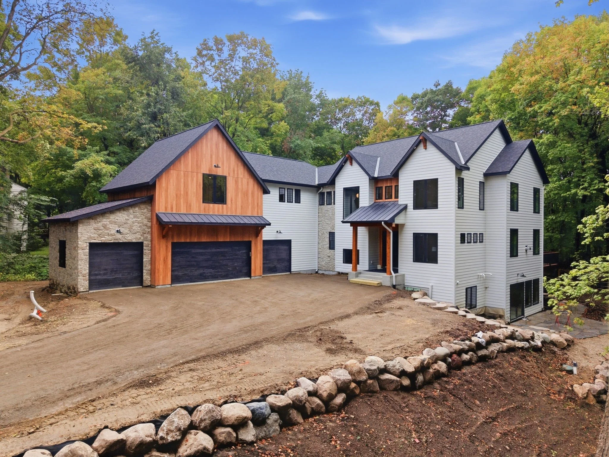 2-web-or-mls-1426_Holdridge_Cir_Wayzata_MN_55391_001.jpg