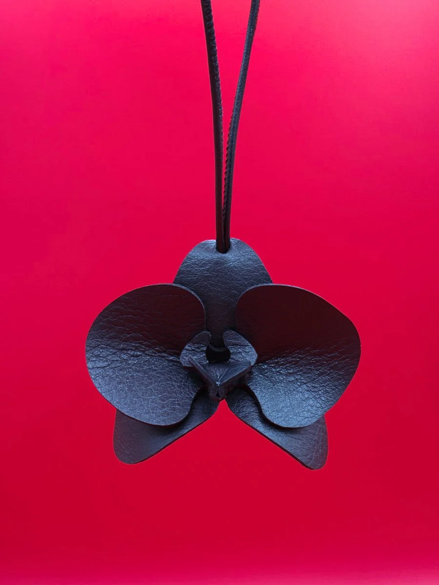 Carbon Orchid Charm - Contemporary Leather Accessories — Zuech