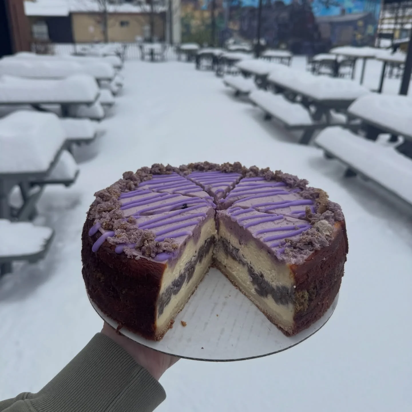 Back open!!❄️❄️❄️ blueberry donut cheesecake is waiting for you🩵

Hilliard 11-8
Wexner 10-5
Budd 4-9
