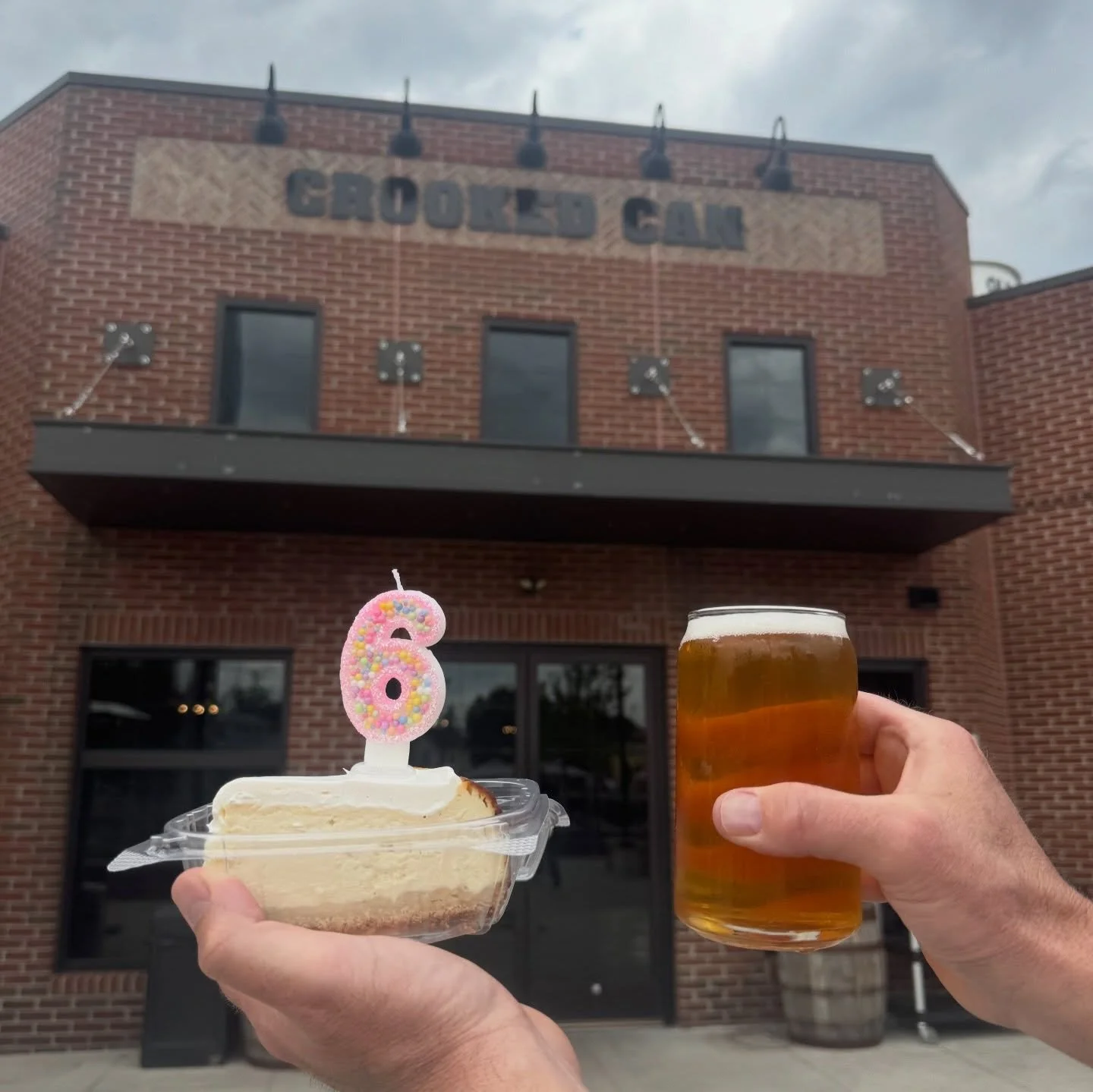 We turned 6 at our Hilliard location this week🥳🩵
Swipe to see some throwbacks from how our first location came to be! Forever thankful to @centerstreetmarket for being the beginning of our story💖🍰