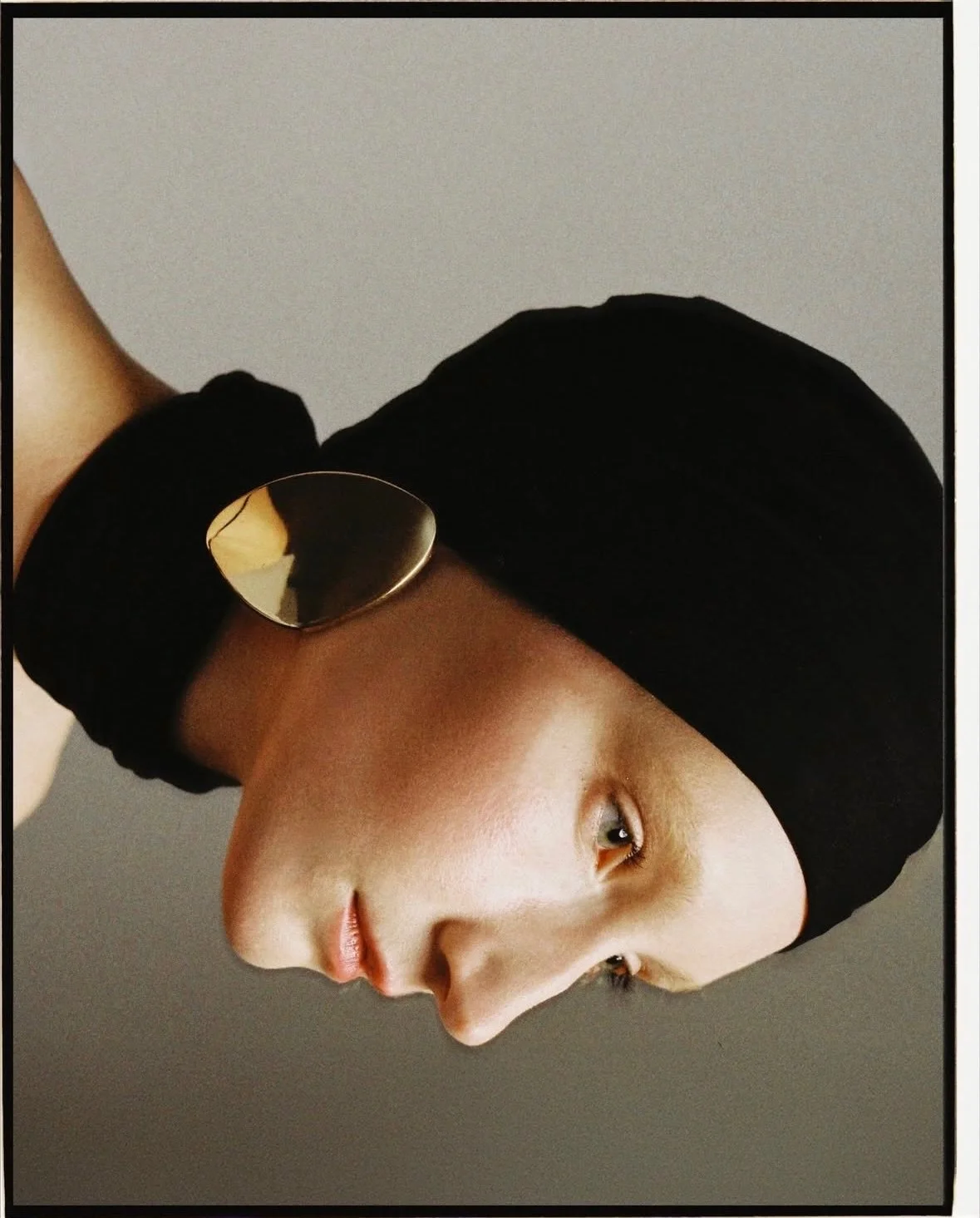 A vision of modern elegance where light, texture, and attitude come together effortlessly. A campaign that feels timeless yet boldly now.

&bull;&bull;&bull;
#repost

@alejandro.arrias New campaign for @michaelcostello Photographers. @alejandro.arria