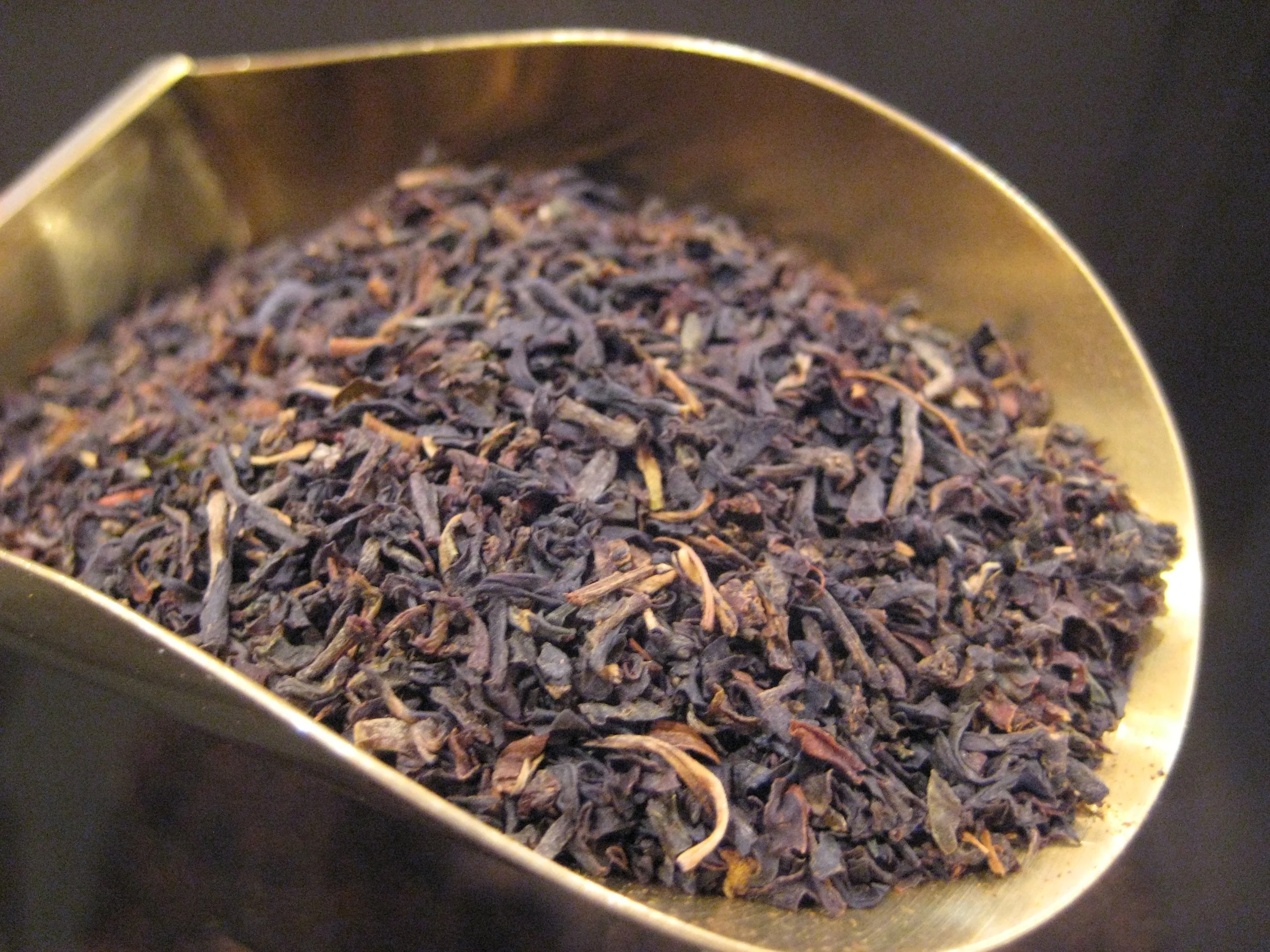 Black tea leaves
