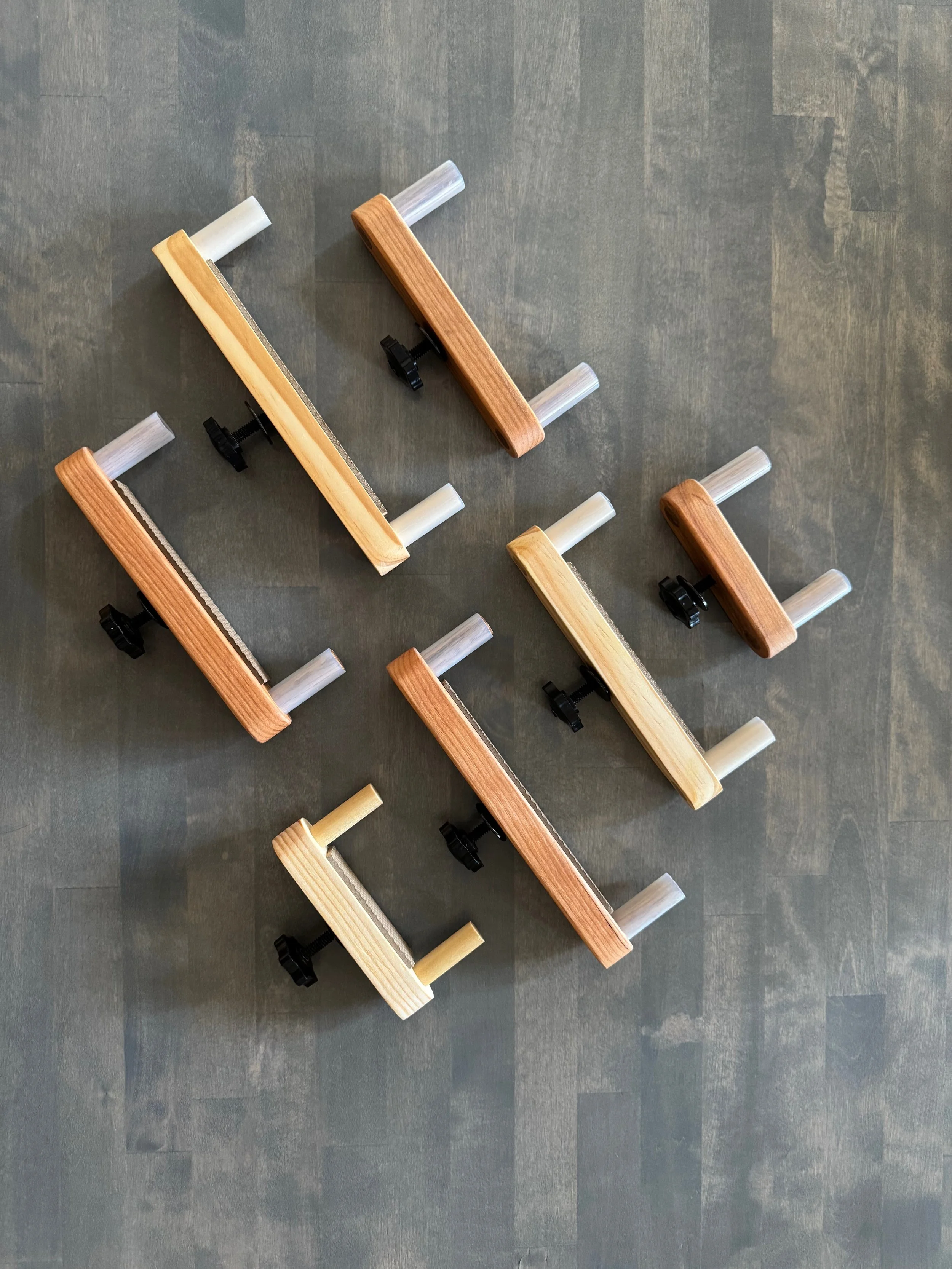 Set of 2 Extra Braces: Hourglass