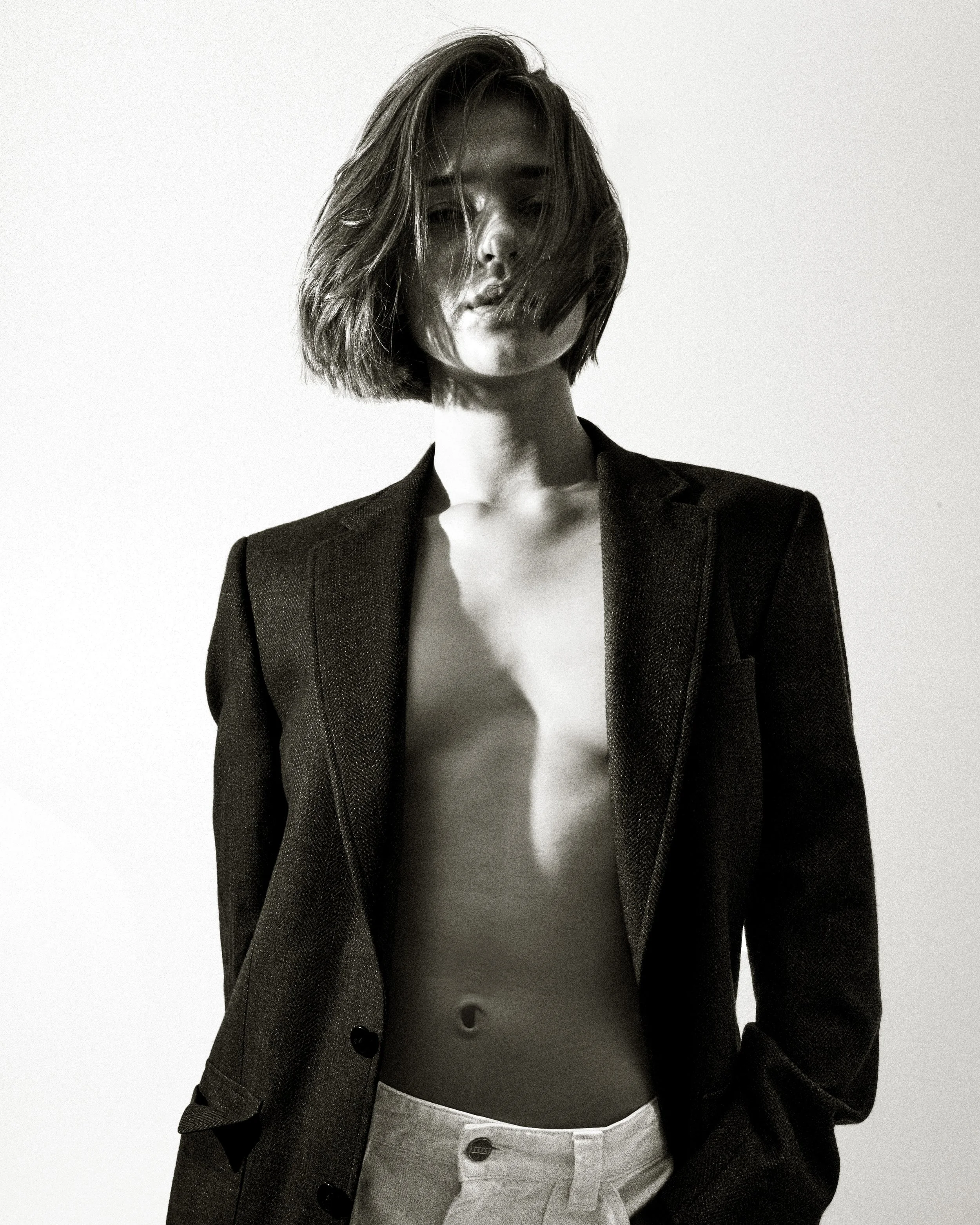 ANHELINA_BLAZER_BW.jpg