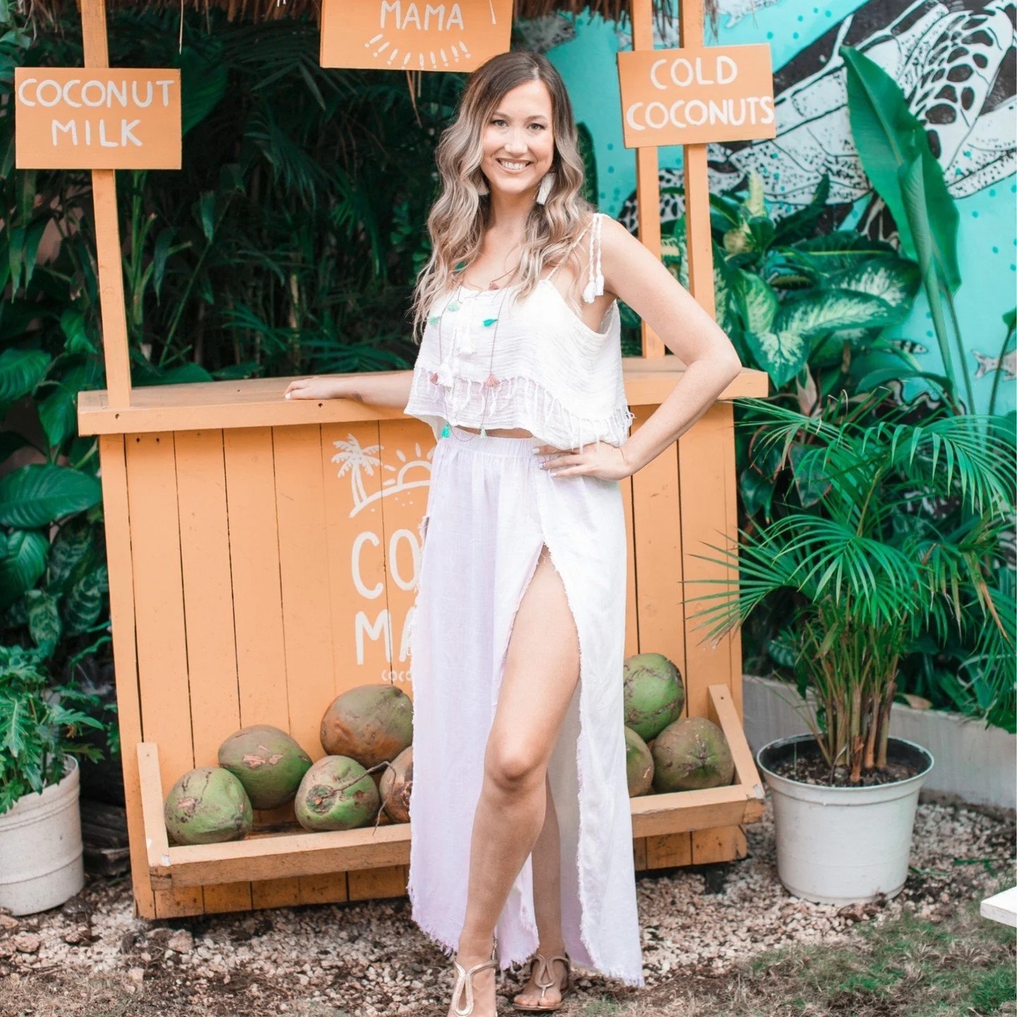 New here? Let me introduce myself! 

I&rsquo;m Chelsea, founder of The Oily Assistant. I&rsquo;m passionate about using my tech and creative toolset to help essential oil entrepreneurs make a difference in global health while achieving the career of 