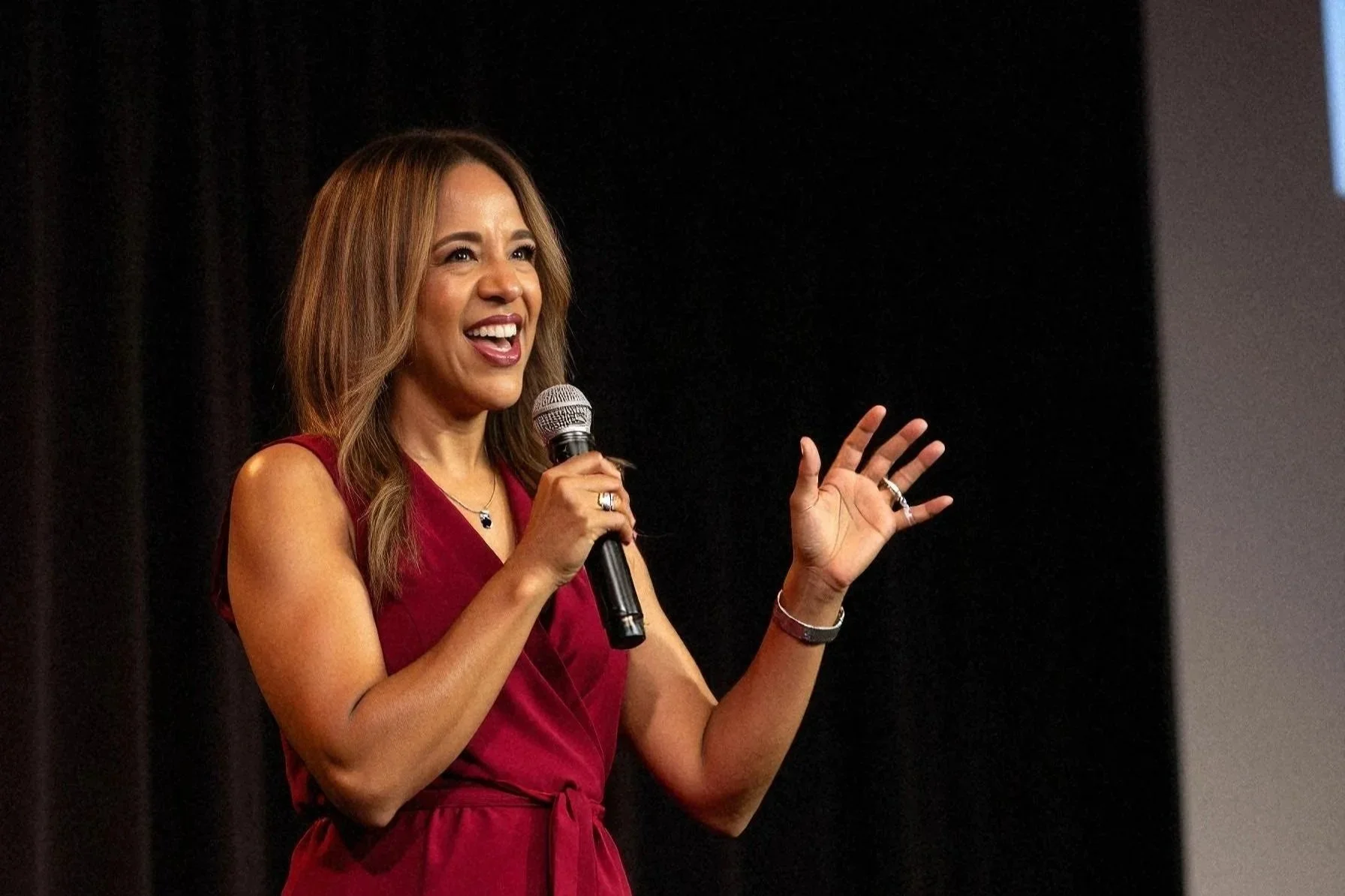Best Leadership Keynote Speakers for Corporate Events in 2027