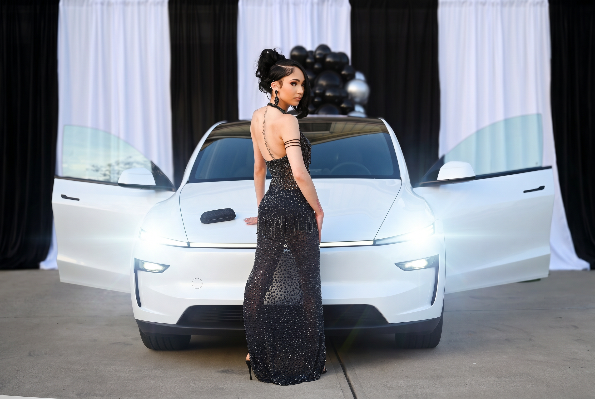 Morgan Prom 5.png