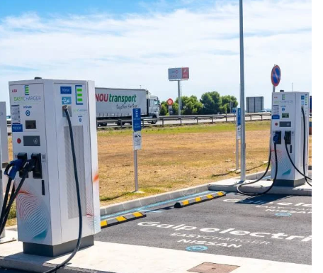 EV Charging Station Maintenance &amp; Servicing Made Easy for Apartment Complexes