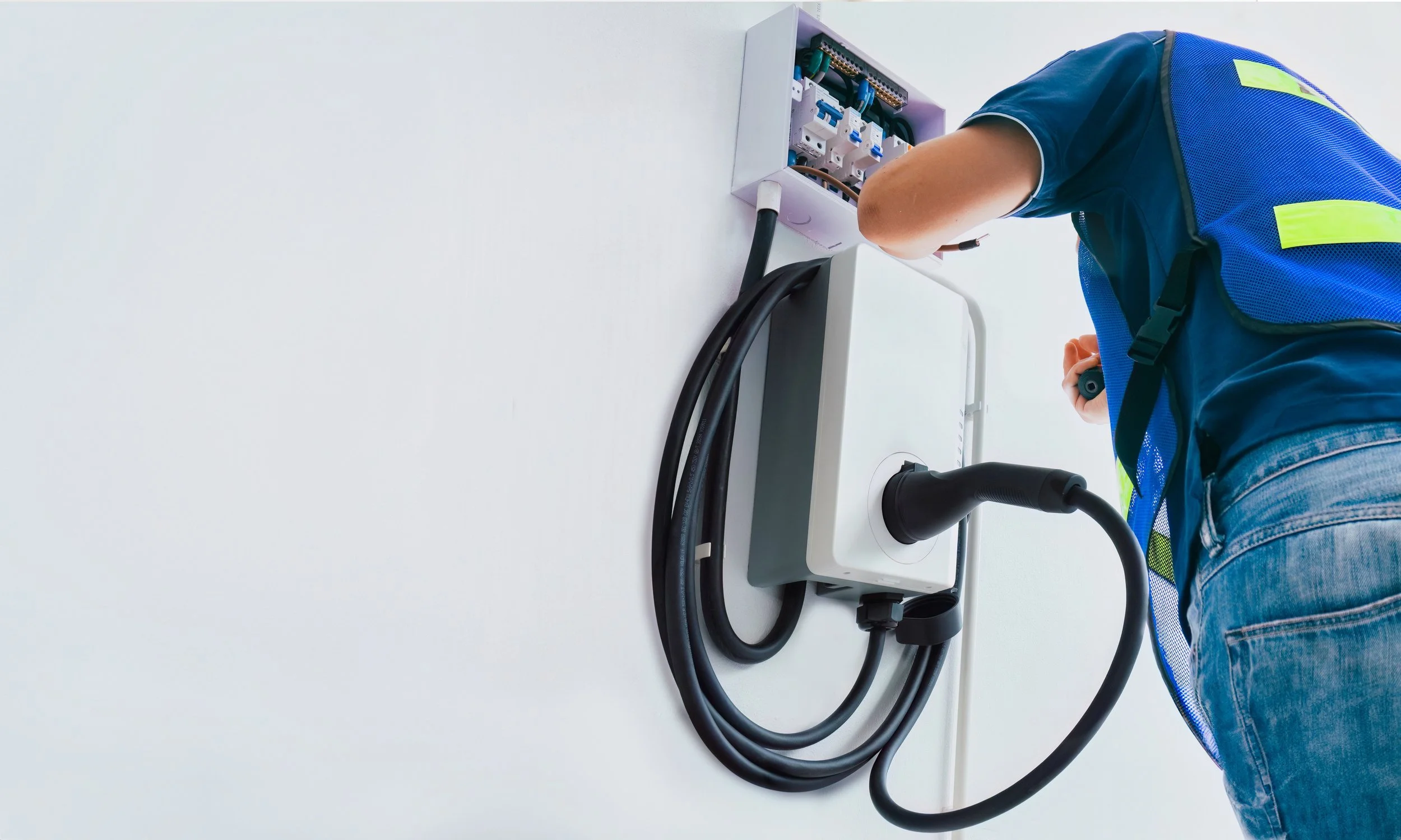 Install EV Chargers in Sydney: A Smart Way for Future-Ready Buildings&nbsp;
