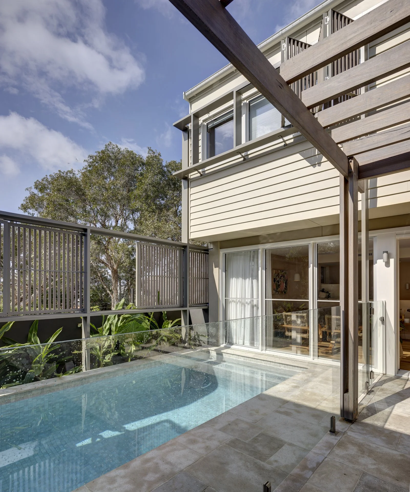 North facing plunge pool