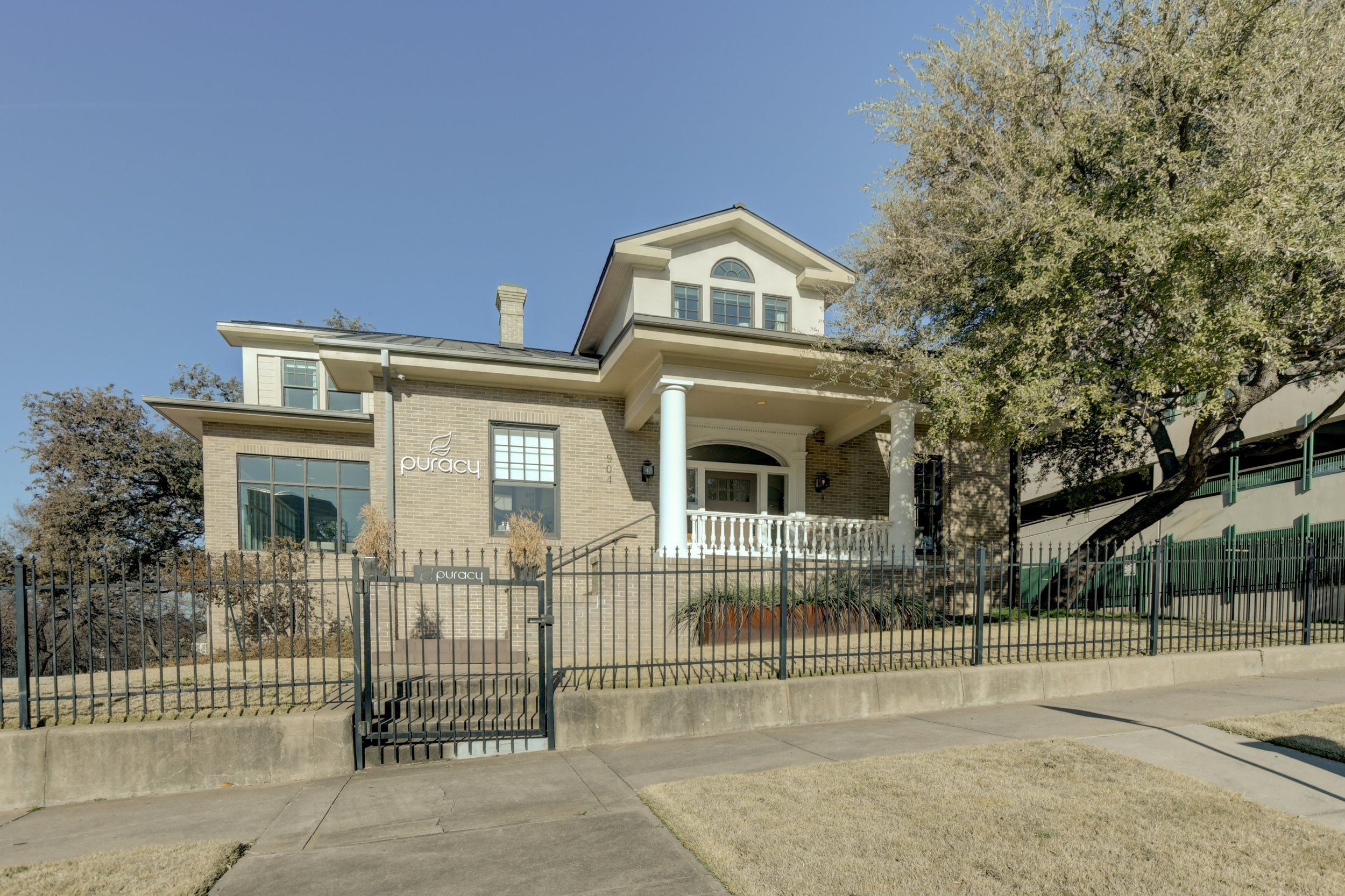 Exterior-3.jpg
