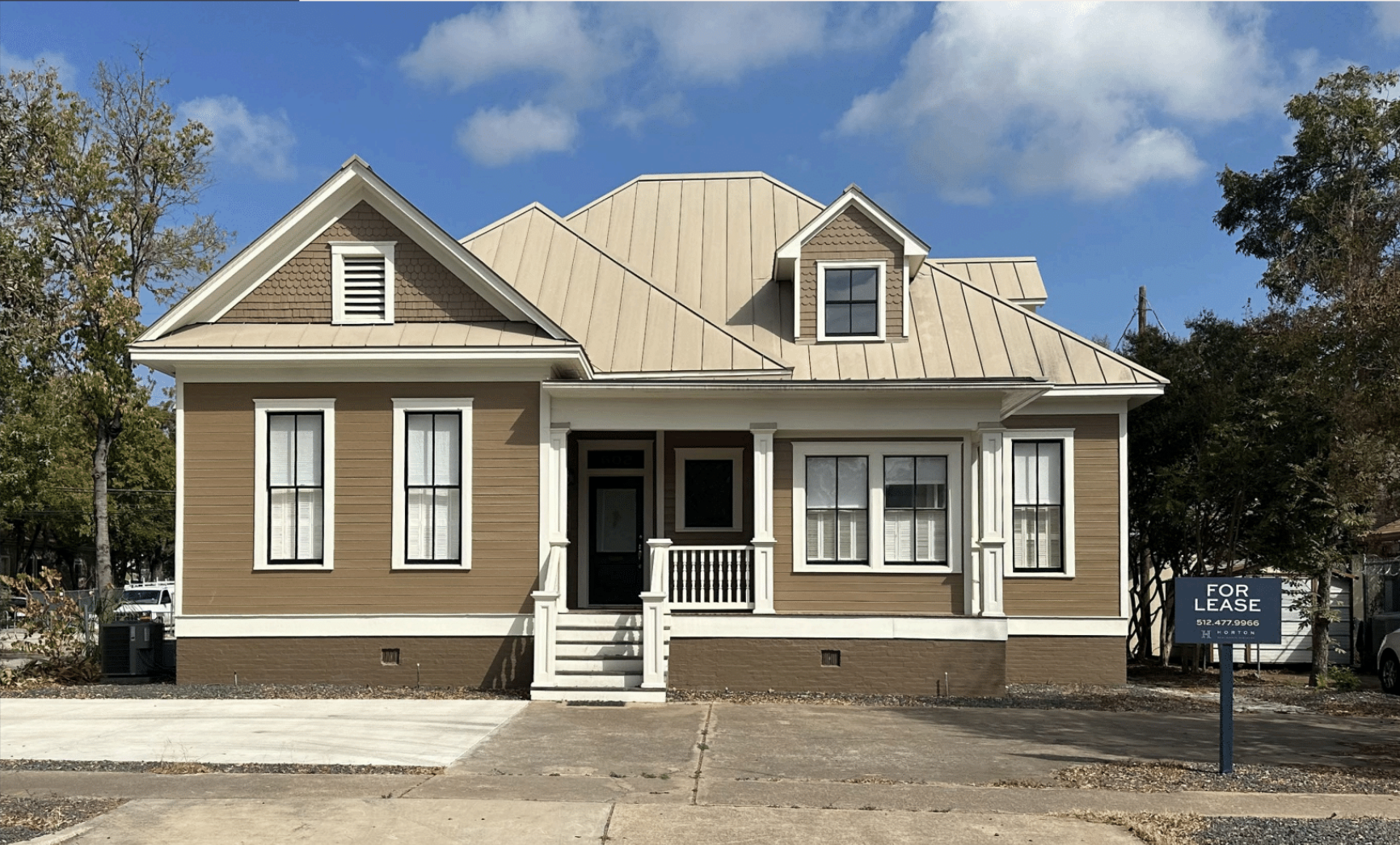 602 W 13th St: Downtown Office For Lease