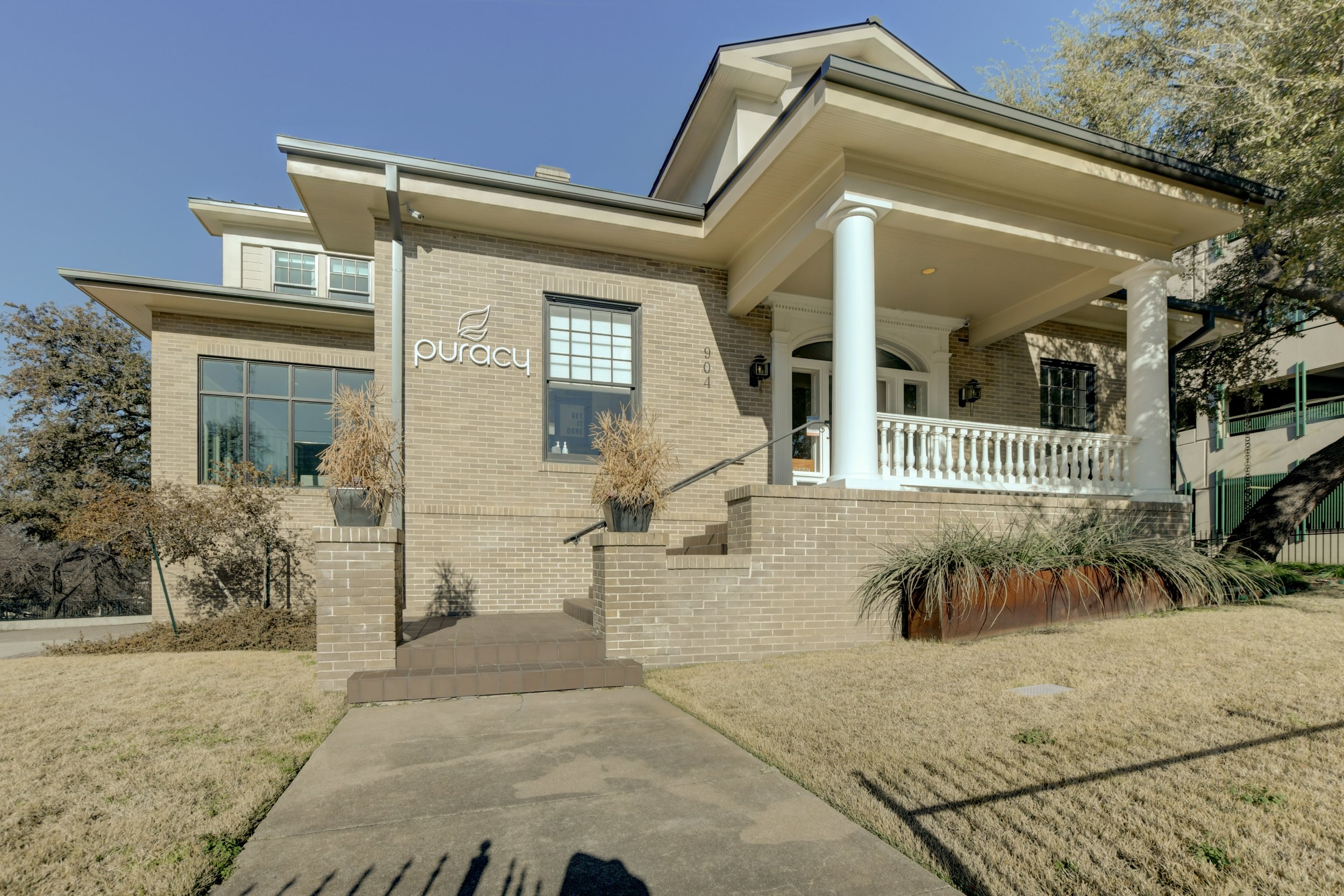 Exterior-6.jpg