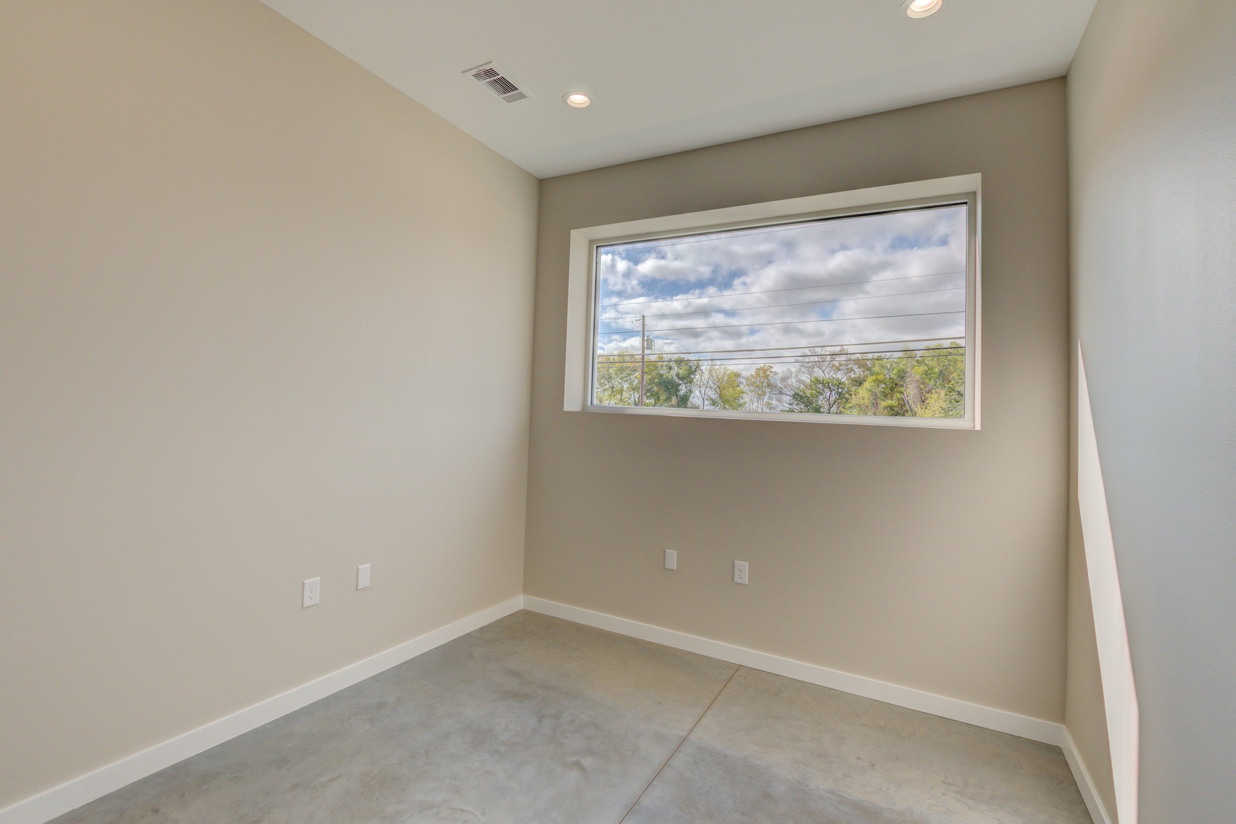Office-6 - Copy.jpg