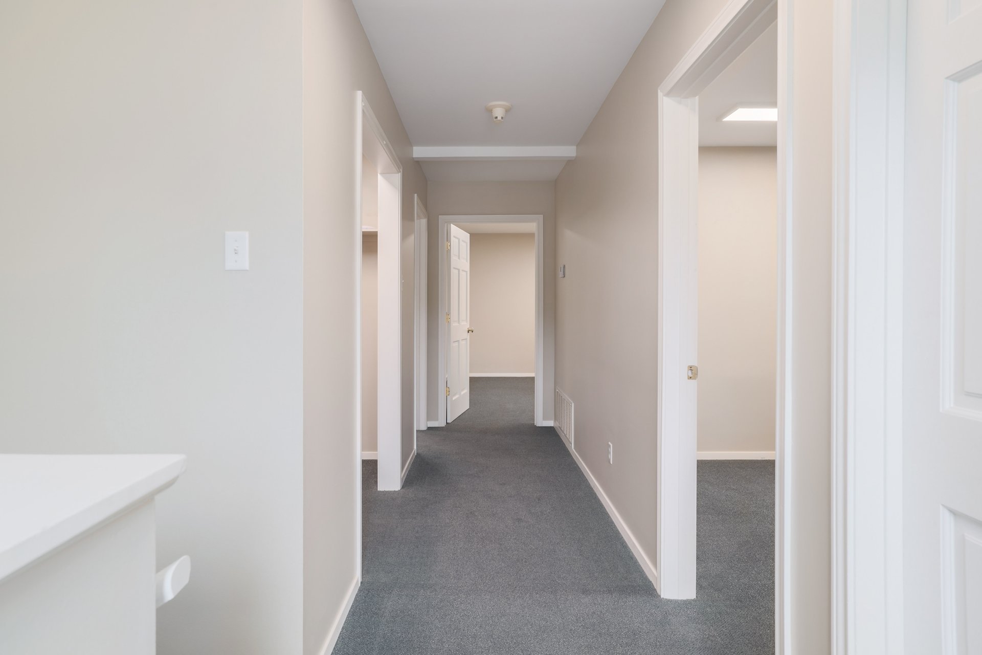 602 West 13th St 023.jpg-SMALL.JPG