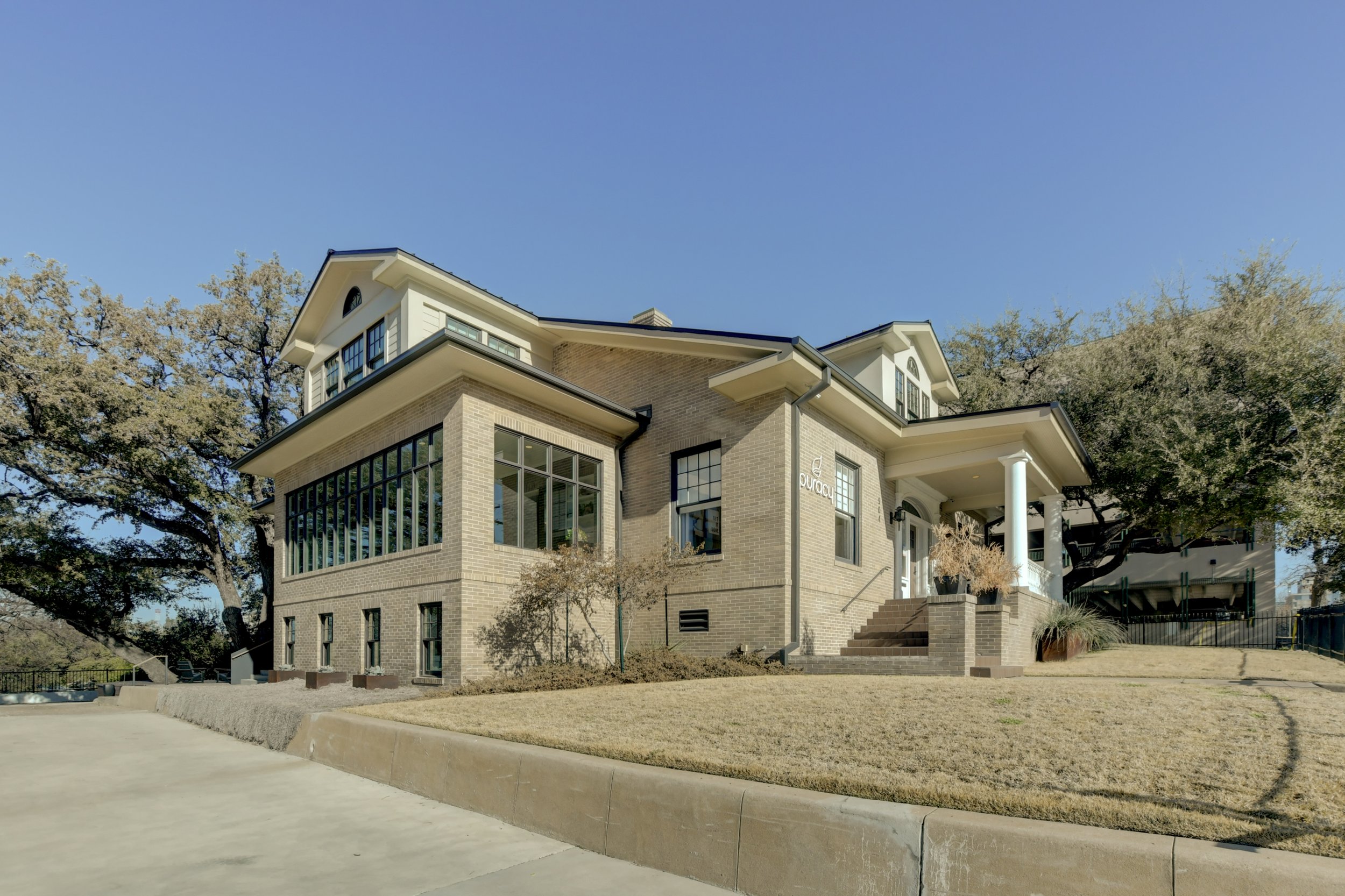Exterior-2.jpg