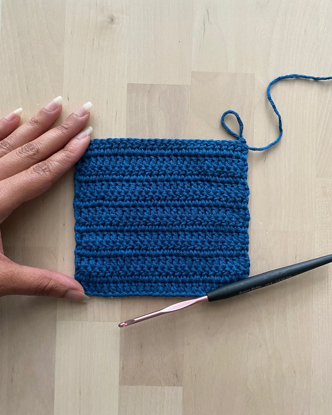 A shorty story 💙

#artfitbyzakyla #crochet #crochetpants #doesyourartfit #crochetpattern #crochetswatch #doublecrochet #fiberartist #crochetteacher