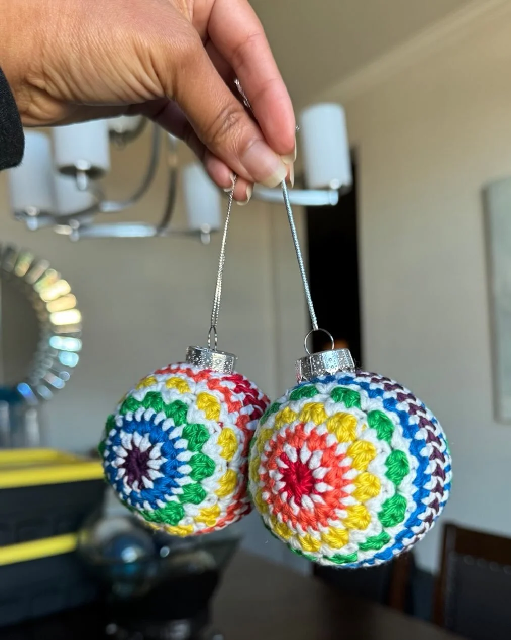 This might have been my favorite set of ornaments that I made! 

#crochet #christmasornaments #artfitbyzakyla #doesyourartfit