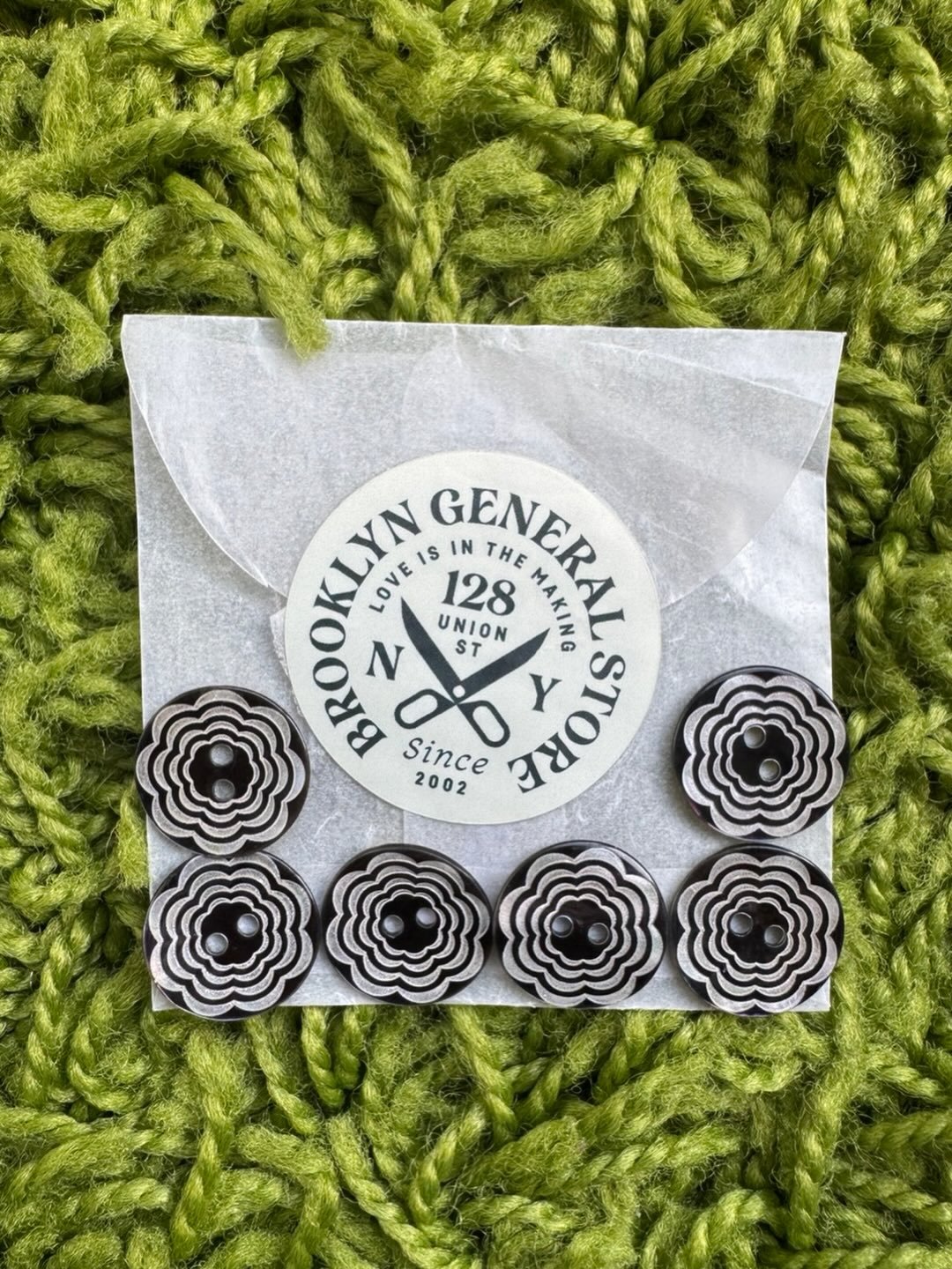 I picked up some super cute buttons from @brooklyngeneralstore while in NYC! Finally after almost two years my first Do&ntilde;a Cardi will have buttons! lol I&rsquo;m very excited! I also made a new fiber friend! Hi Jessie!

#crochet #crocheter #but