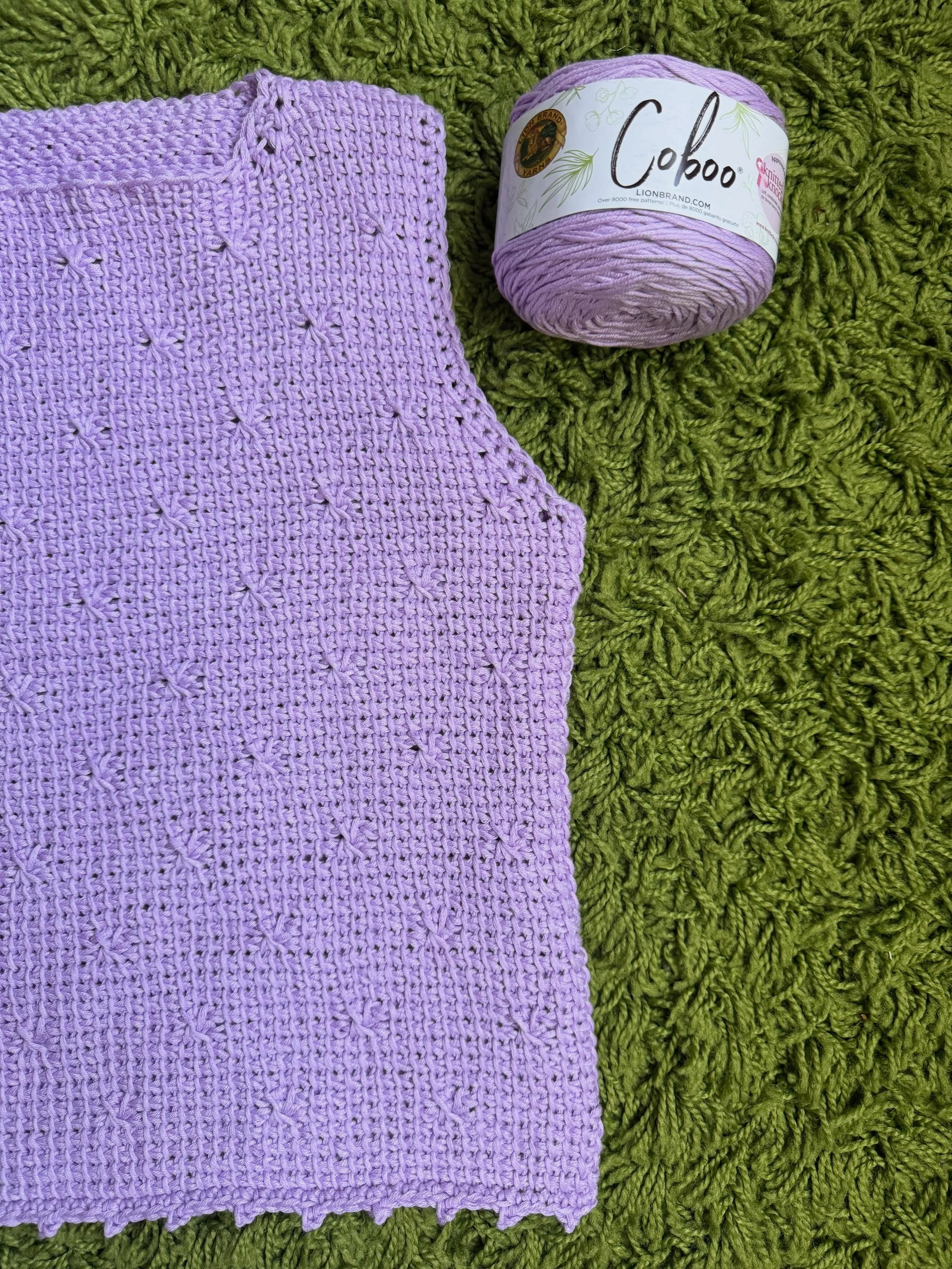 The Tunisian Starlight Sweater! I&rsquo;m happy to have finished a project lol! This one took some brainpower and I&rsquo;m happy with the results! Can&rsquo;t wait to pair this top with a pair of ArtFit Shorty Shorts! 

#crochet #doesyourartfit #art