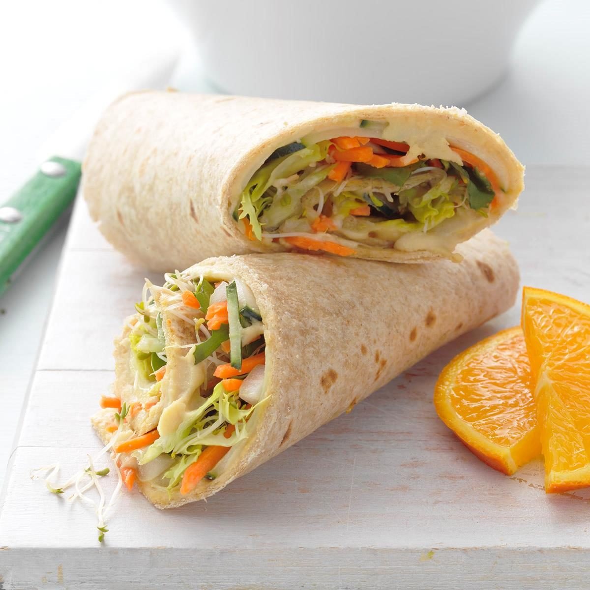Hummus vegetable sandwich