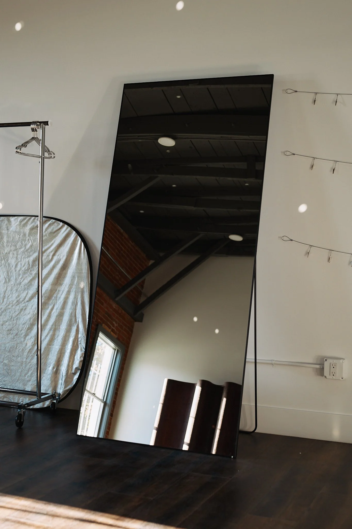 the-space-oc-studio-3-full-length-mirror-wardrobe-rack-studio-orange-county.jpg