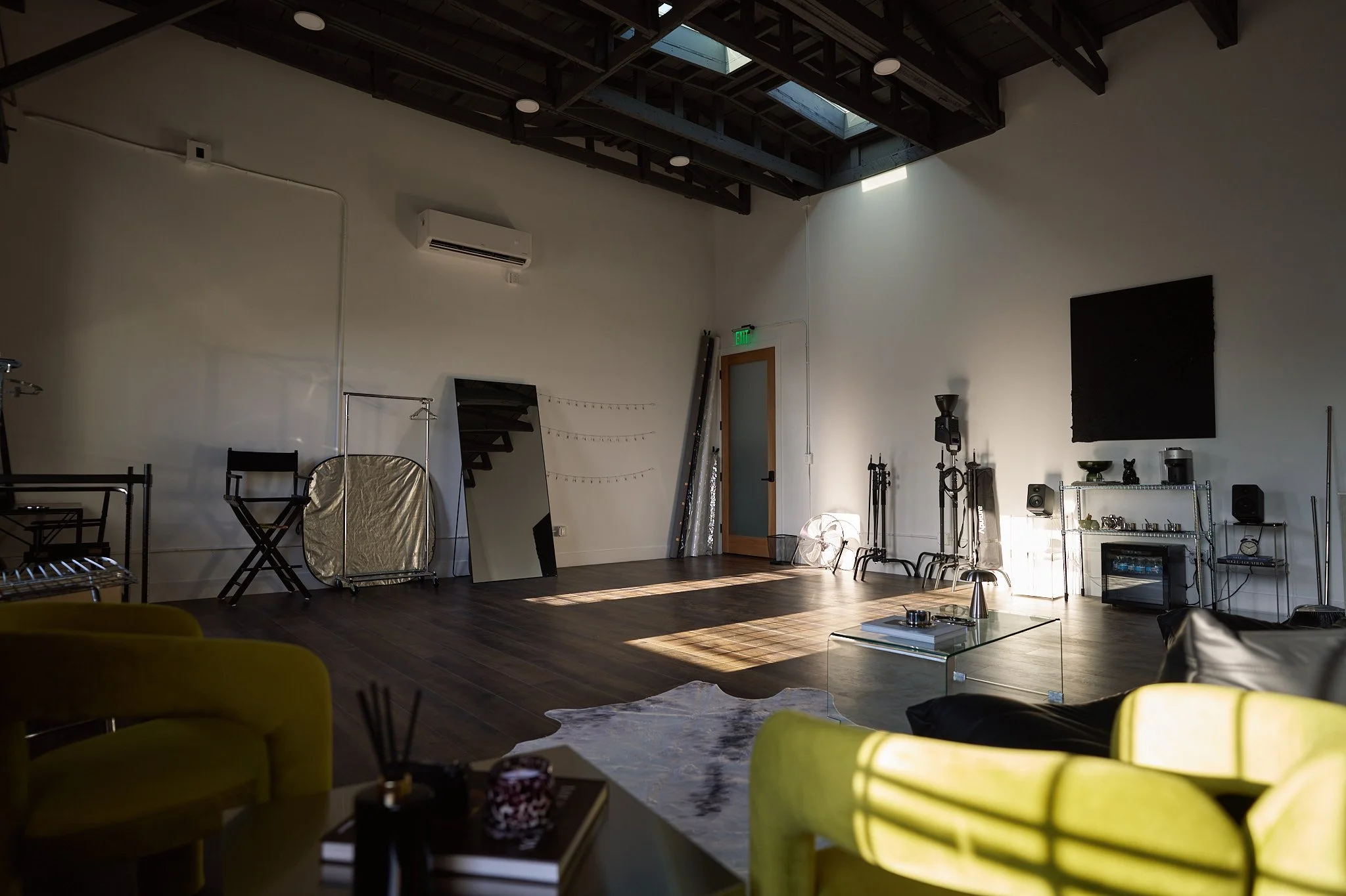 the-space-oc-studio-3-studio-overview-skylight-daylight-rental-orange-county.jpg