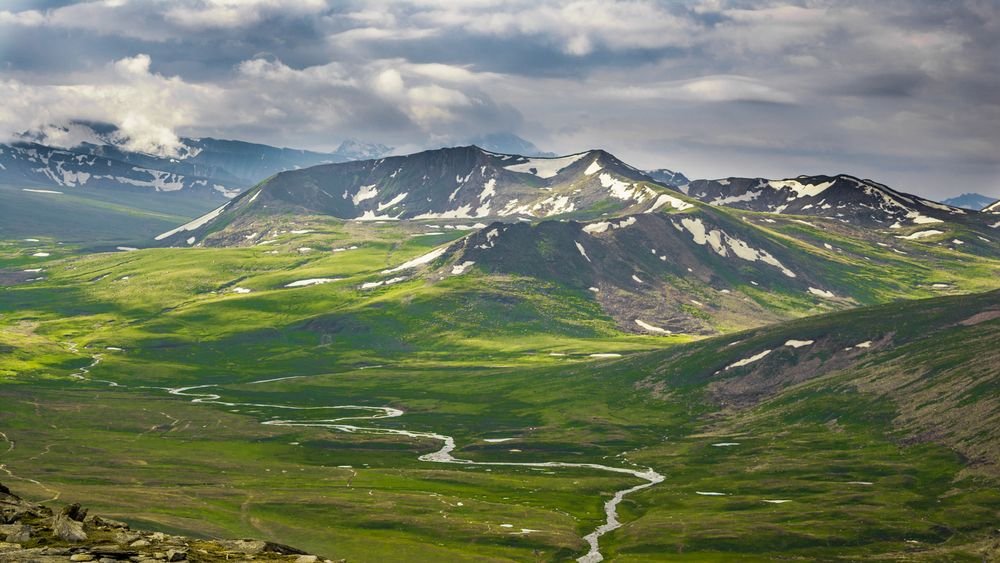 Babusar_top_Kaghan_Pakistan.jpg