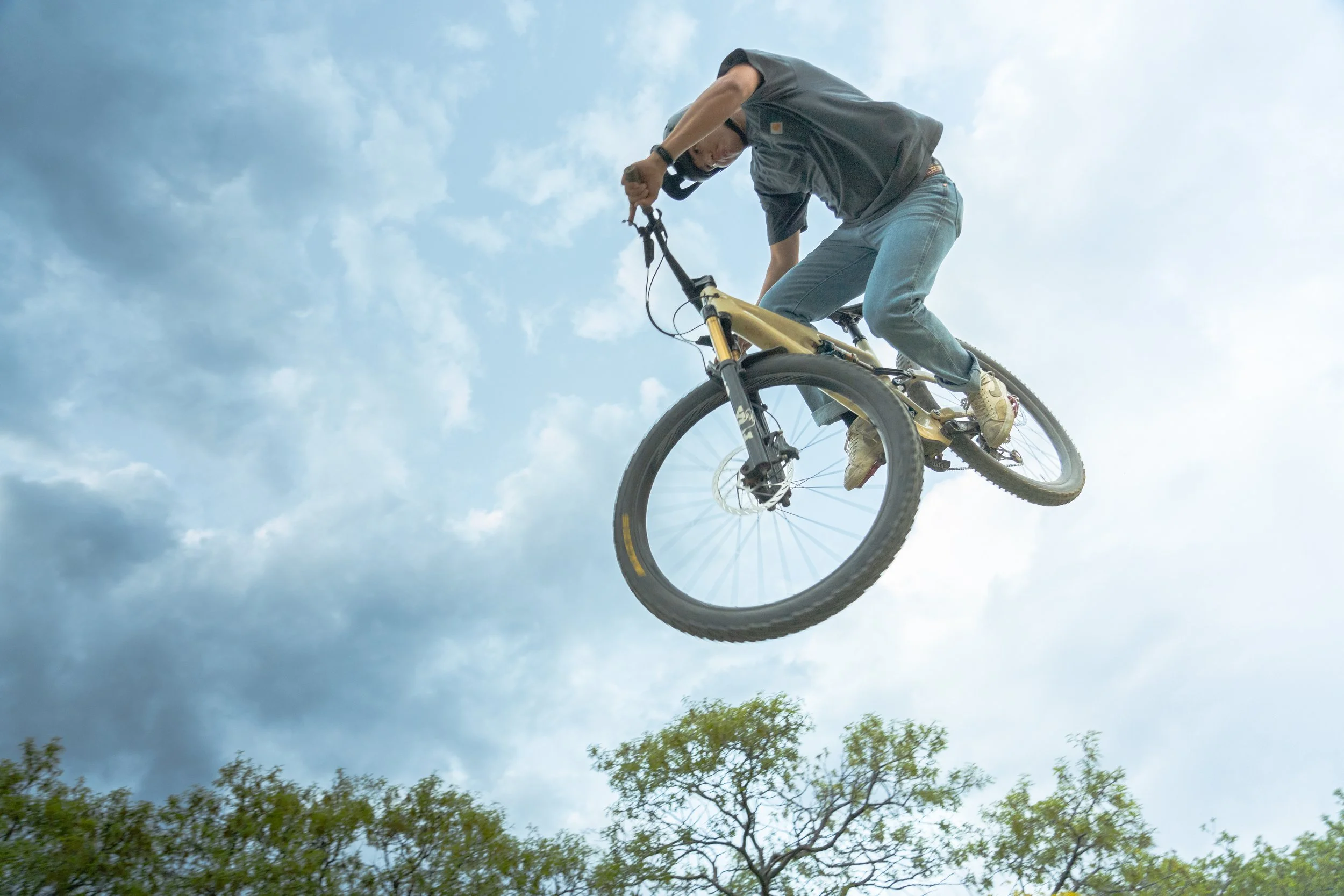 Mountain Bike Turndown | Photography by Anders Henrikson Photo 
