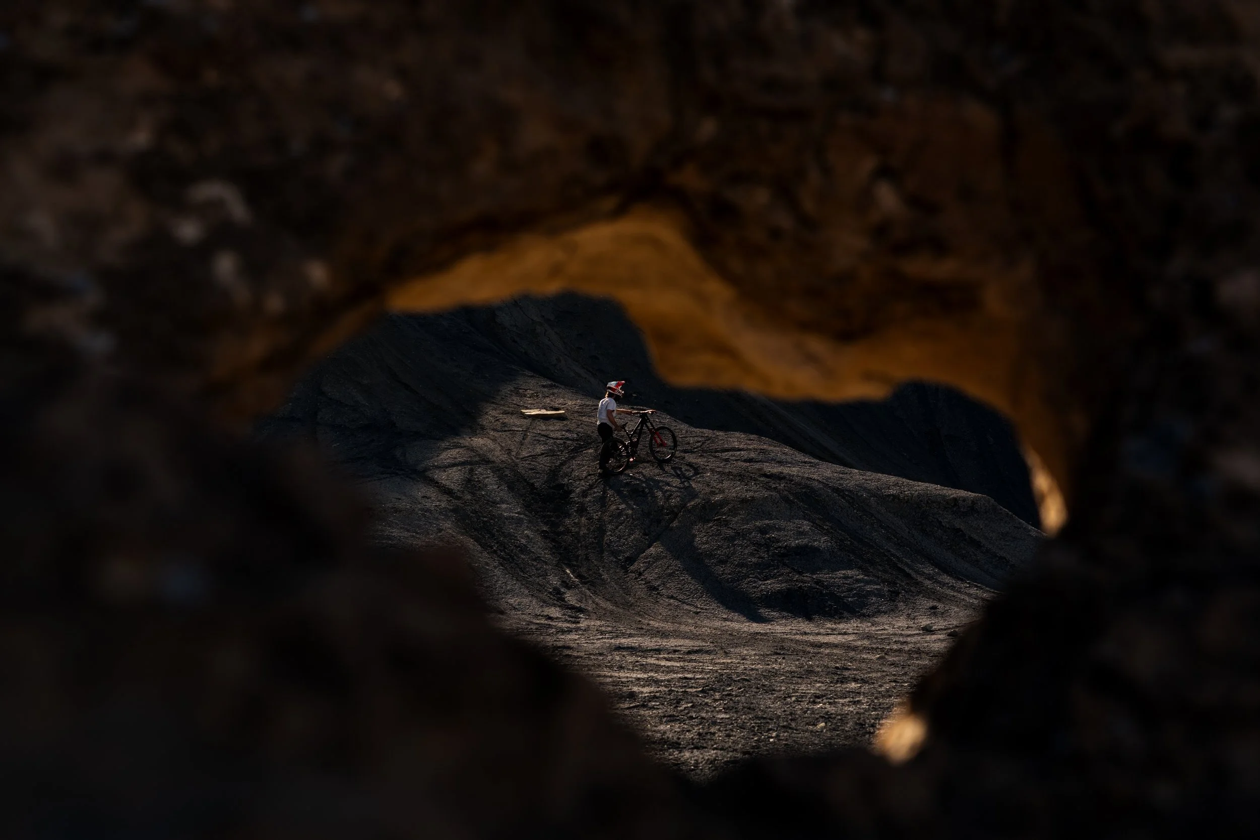 Cave shot in Utah | Photography by Anders Henrikson Photo 