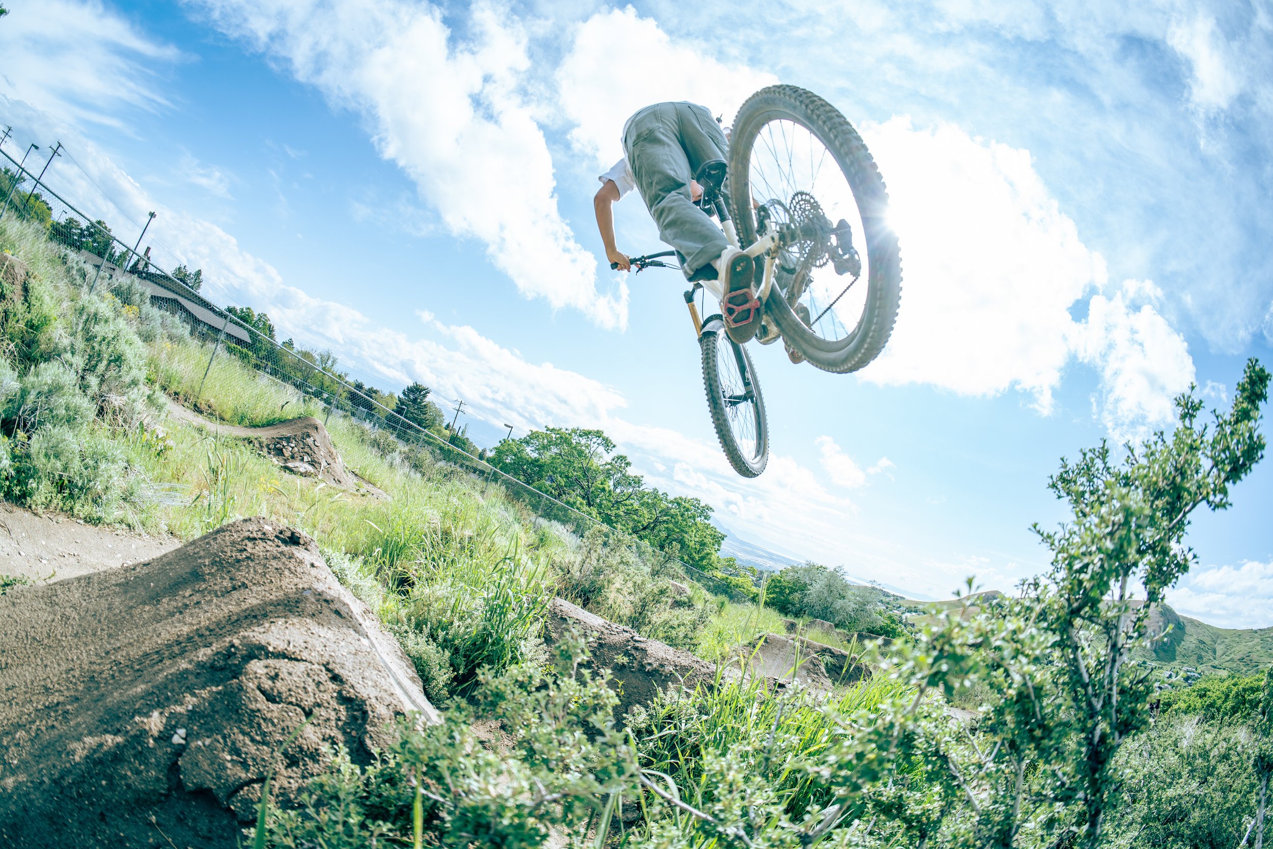Wide Angle MTB Jump | Photography by Anders Henrikson Photo 
