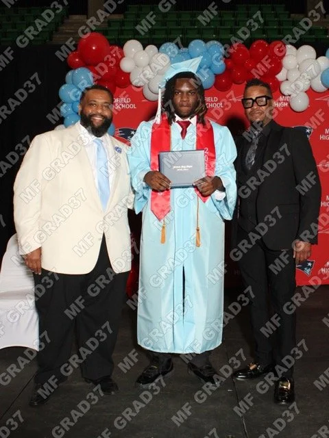MF GRAD37 Medium.jpeg