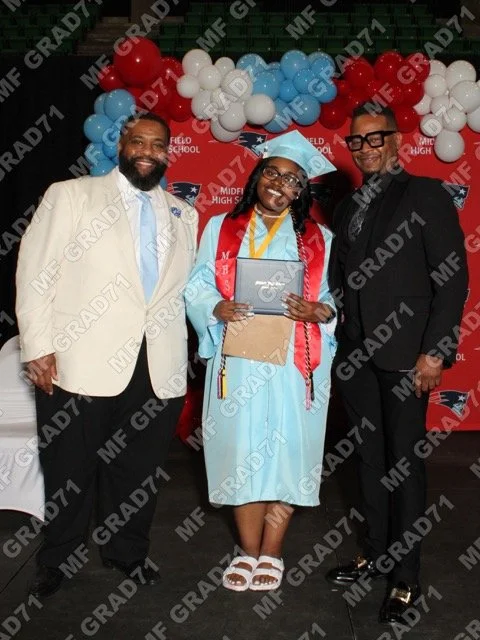MF GRAD71 Medium.jpeg