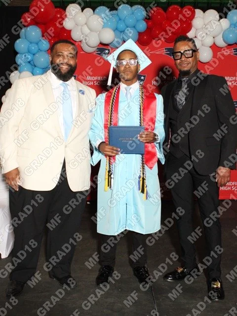 MF GRAD18 Medium.jpeg