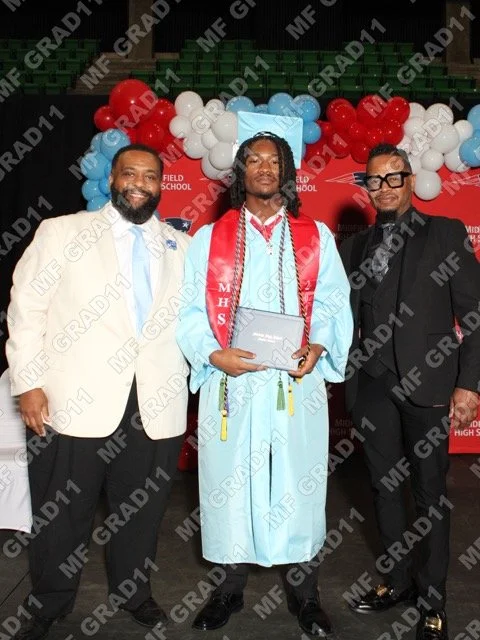 MF GRAD11 Medium.jpeg