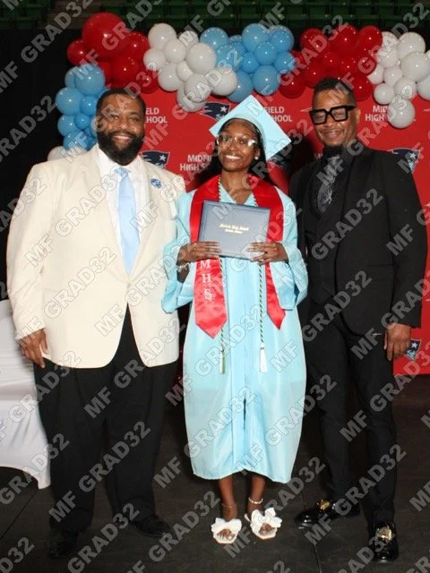 MF GRAD32 Medium.jpeg