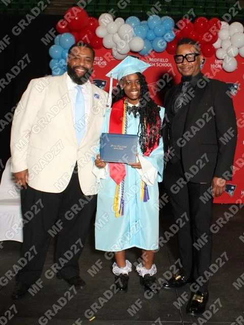 MF GRAD27 Medium.jpeg