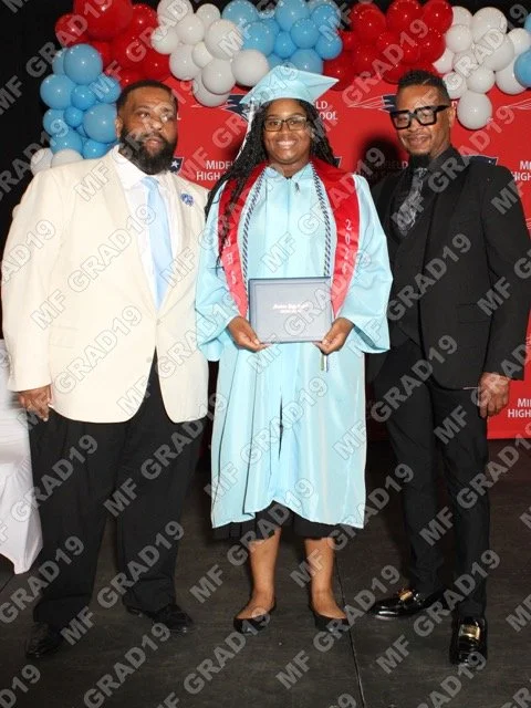 MF GRAD19 Medium.jpeg
